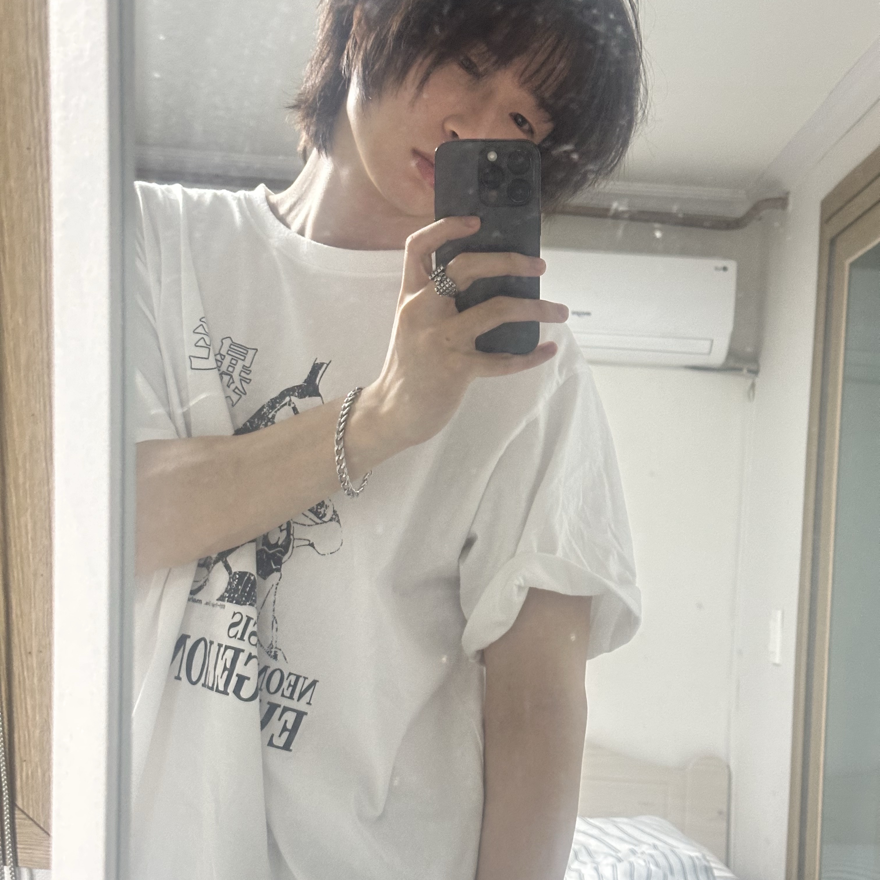 Mahagrid x Evangelion Berserk Mode T-Shirt White 착용 스타일 - 2