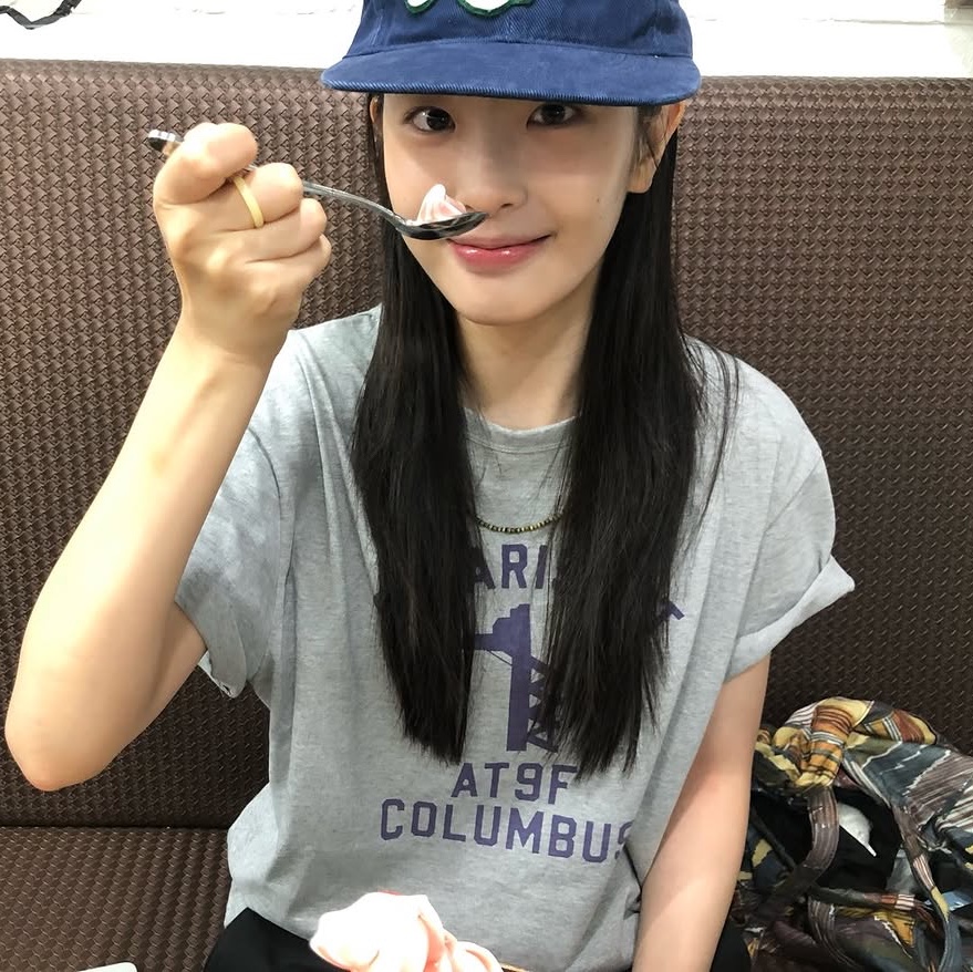 Safarispot Saf3 Stamp T-Shirt Heather Gray 착용 스타일 - 2
