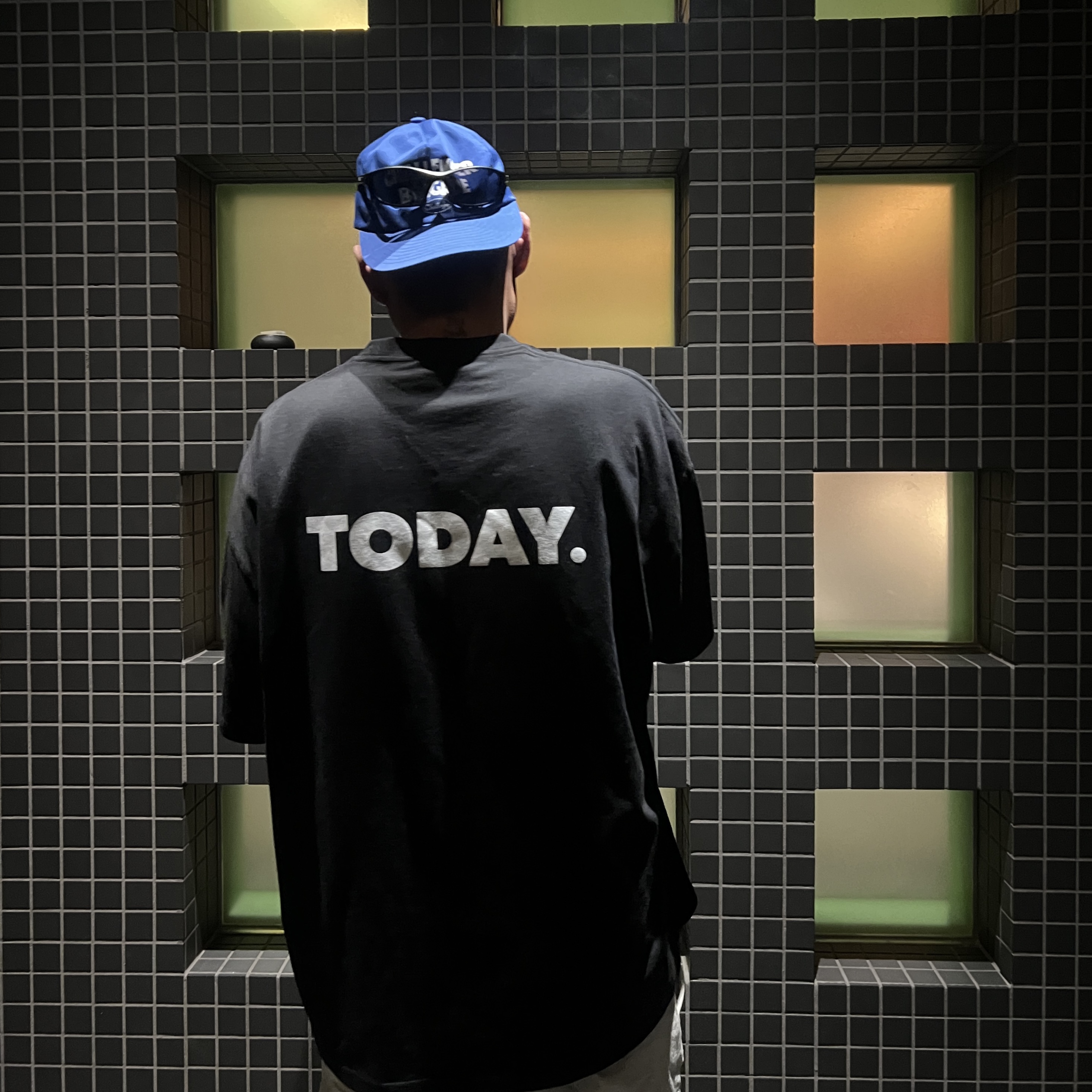 Corteiz Reminder T-Shirt Black 착용 스타일 - 2
