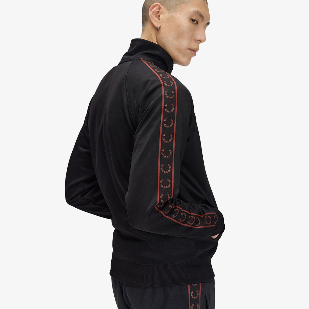 [KREAM 단독] 프레드페리 컨트라스트 테잎 트랙 재킷 블랙([KREAM 단독] Fred Perry Contrast Taped Track Jacket Black) - 4
