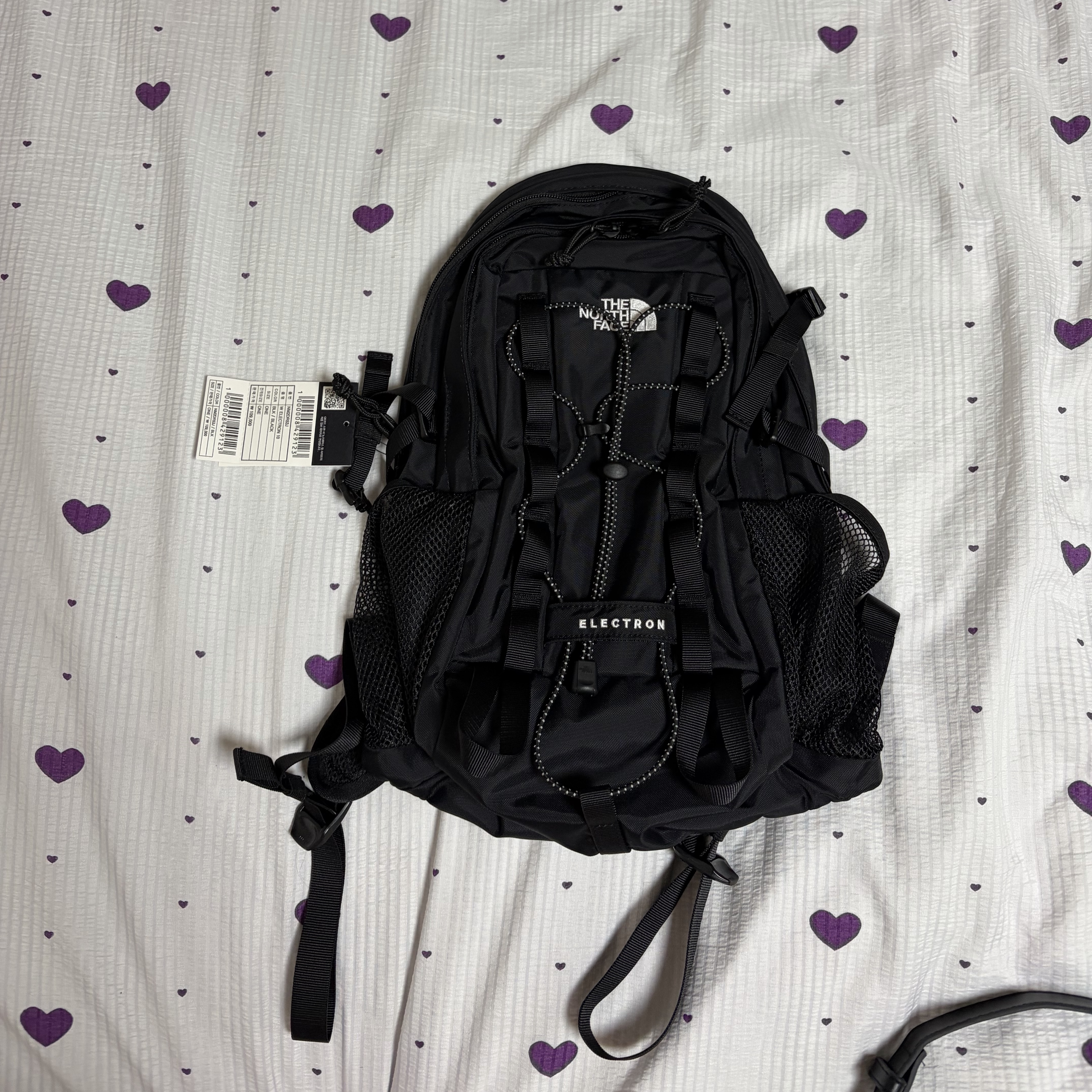 The North Face White Label Electron 10 Black 착용 스타일