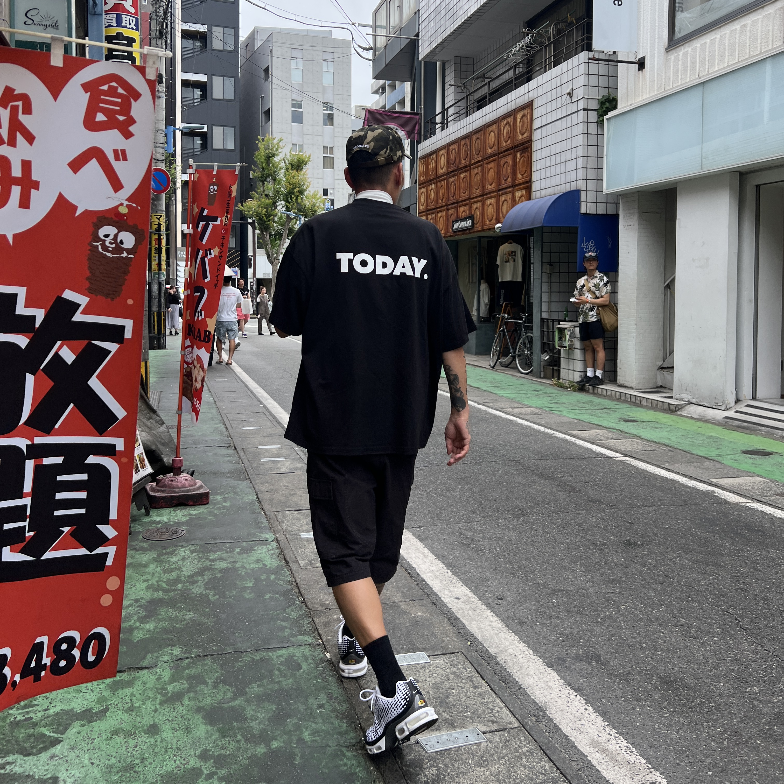 Corteiz Reminder T-Shirt Black 착용 스타일 - 1