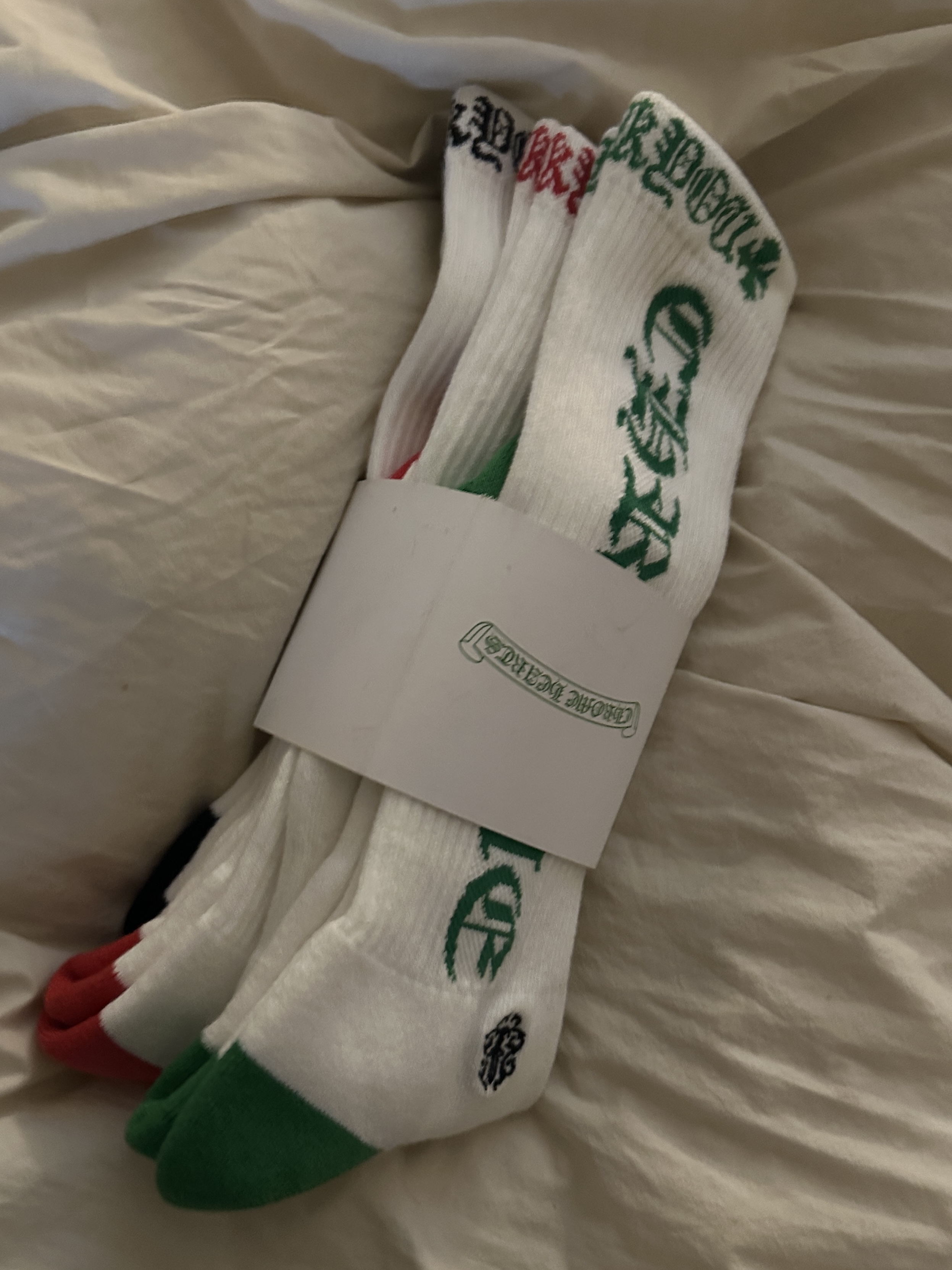 Chrome Hearts CH Logo Socks (Set of 3) 착용 스타일