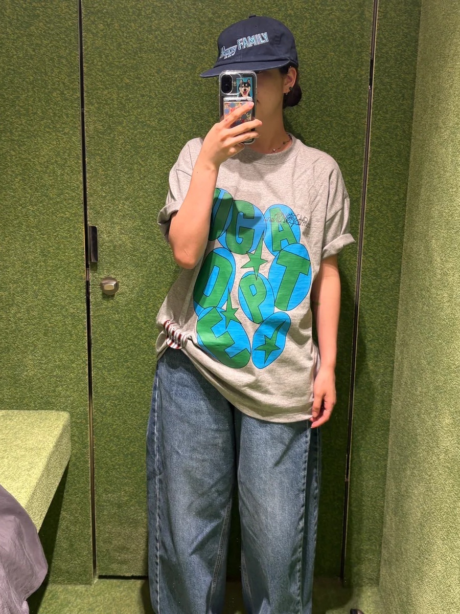 UNIVERSE GARMENT Circle Text Print T-Shirt Melange Grey, UNIVERSE GARMENT Happy Family Washing Cap Navy 착용 스타일