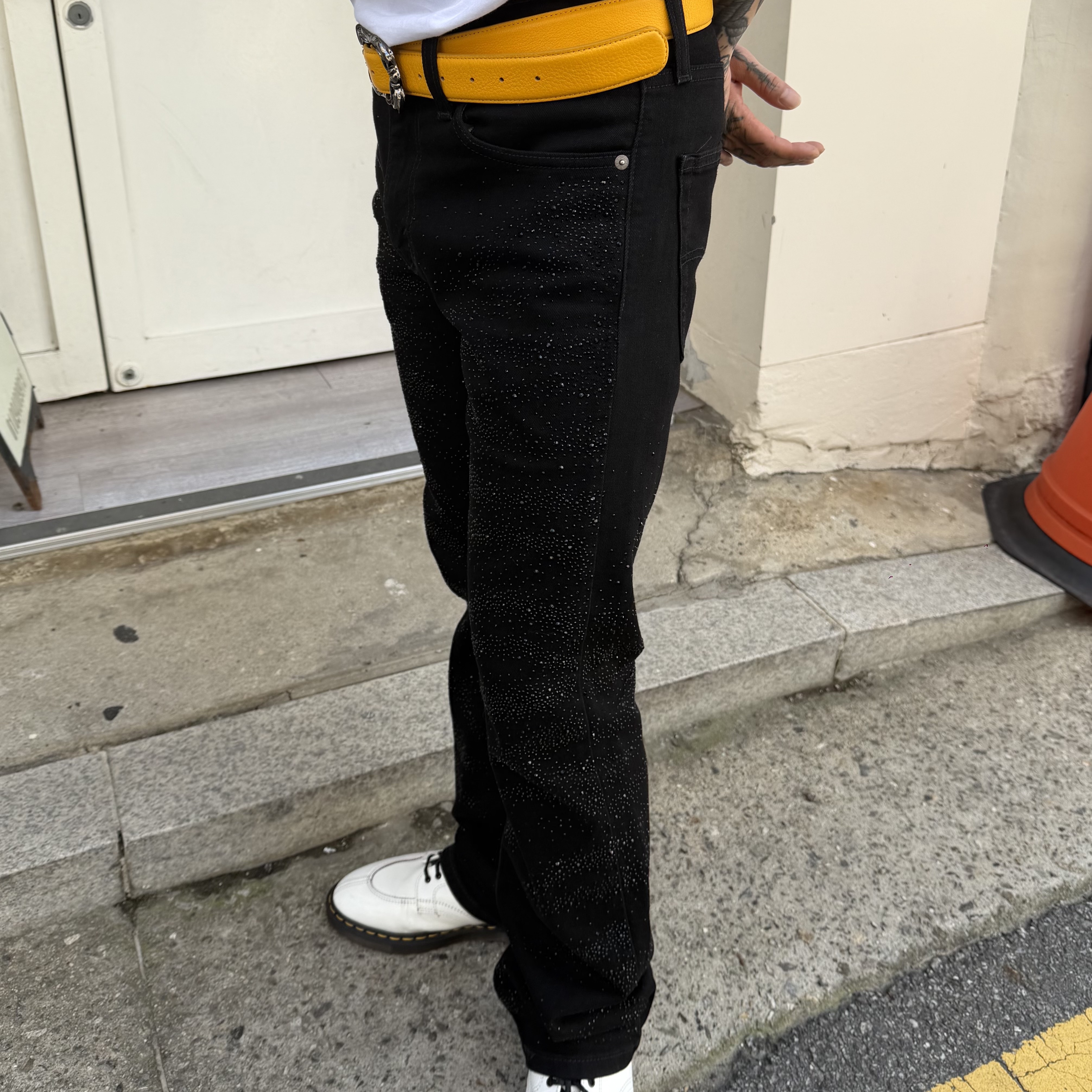 NOFAKESHIT Bust Down 527 30x32, Undermycar 25FW Double Floral Buckle Plain Leather Belt Yellow 착용 스타일 - 4