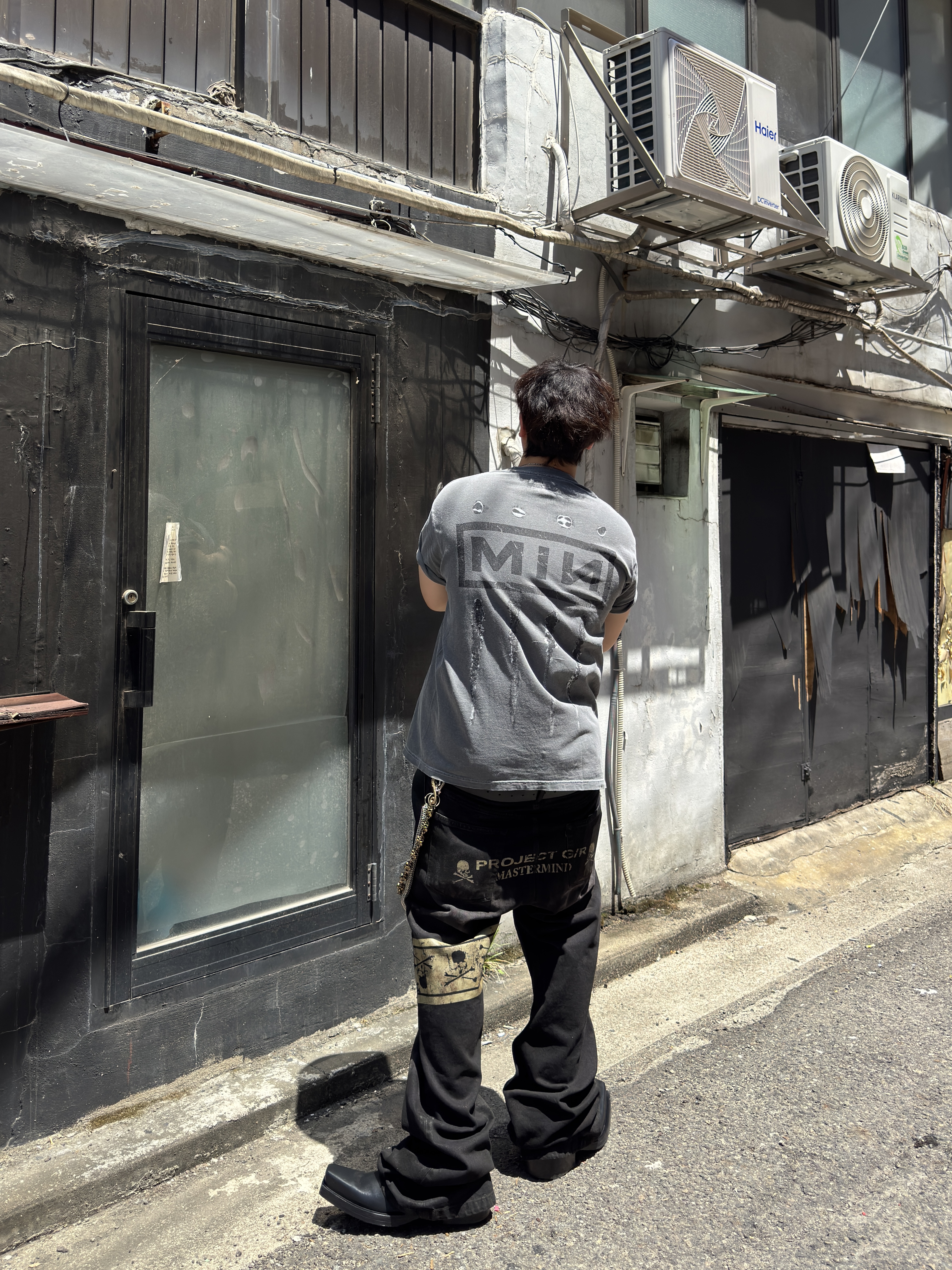 Project G/R x Mastermind Flared Denim Pants Black, Balenciaga Santiago Bootie Black 착용 스타일 - 2