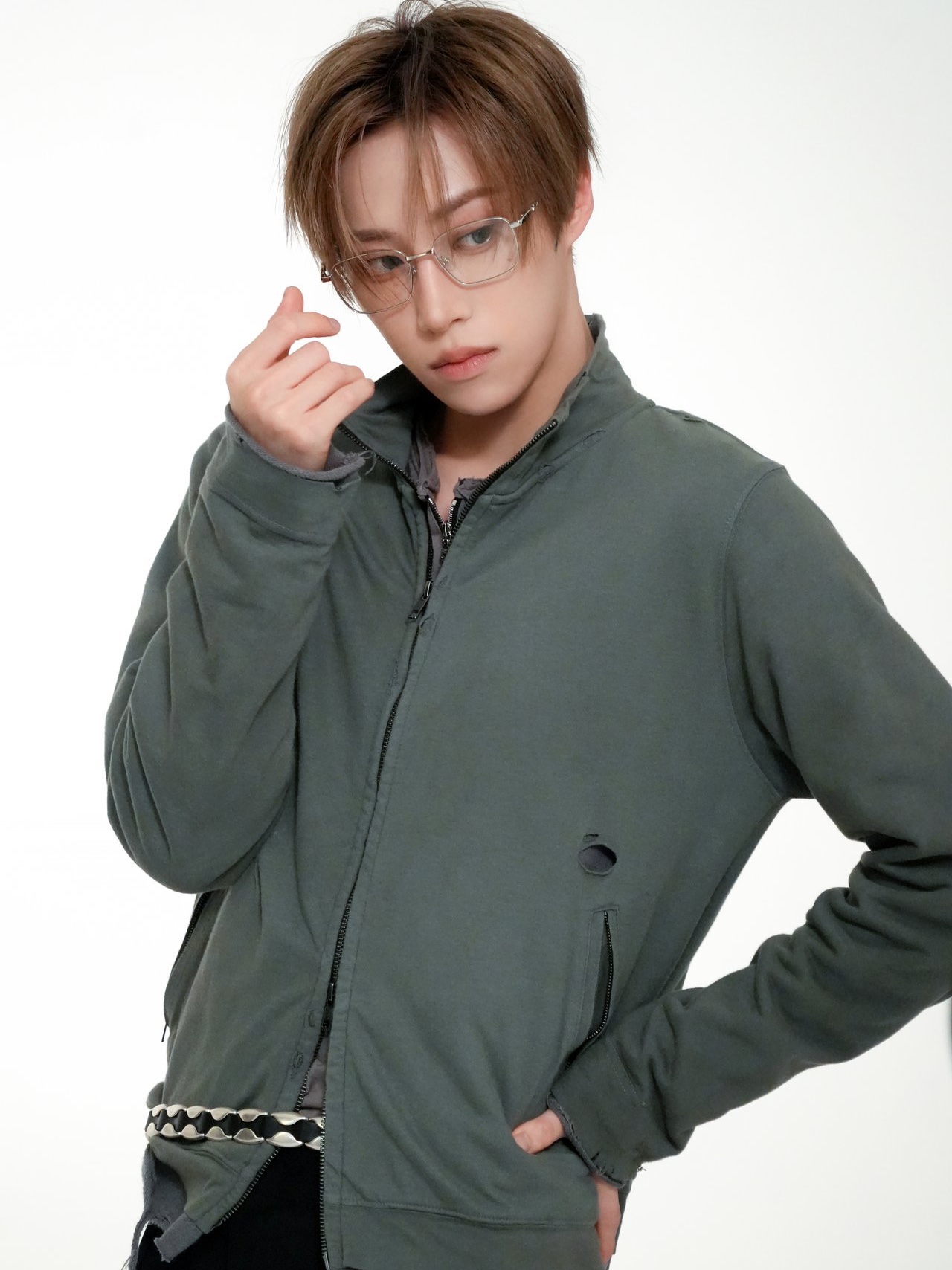 Undermycar Grunge Dual Core Zip-Up Smoke Khaki 착용 스타일 - 2