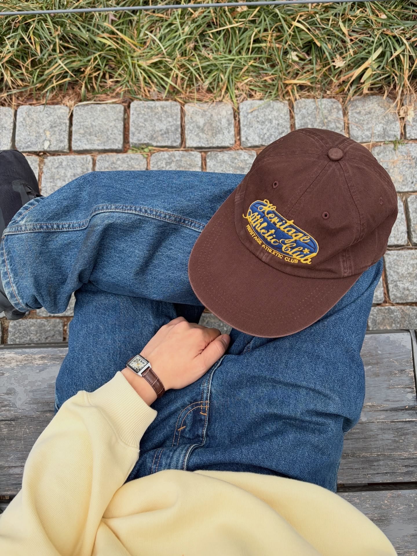 UNIVERSE GARMENT Universe Sign Long Bill Washing Cap Brown 착용 스타일 - 2