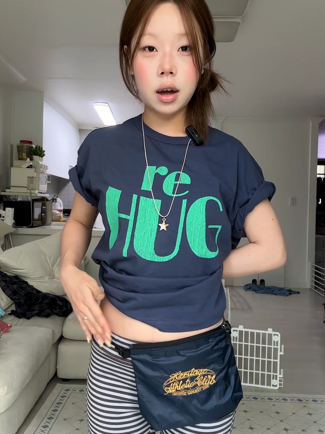 UNIVERSE GARMENT RE HUG Crack T-Shirt Navy, UNIVERSE GARMENT Happy Family Washing Cap Navy 착용 스타일 - 2