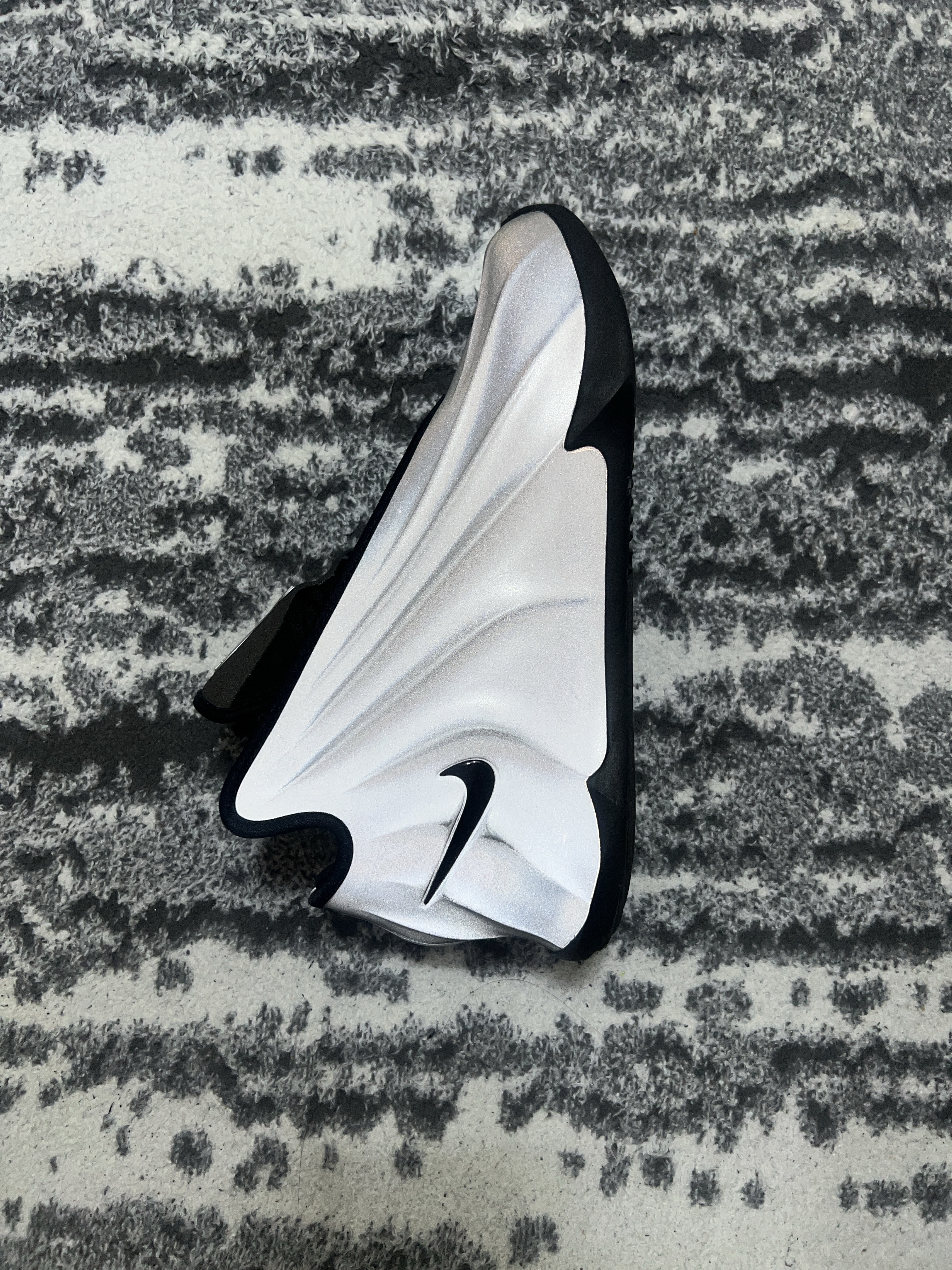Nike G.T. Future EP Metallic Silver White 착용 스타일 - 3