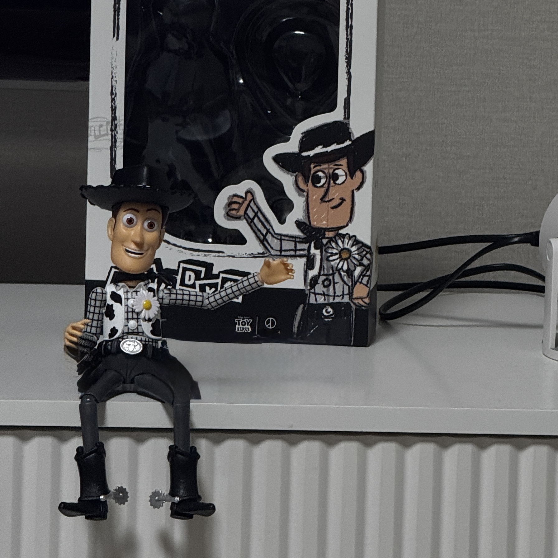 Peaceminusone x Toy Story The First Fan Action Figure Woody 착용 스타일