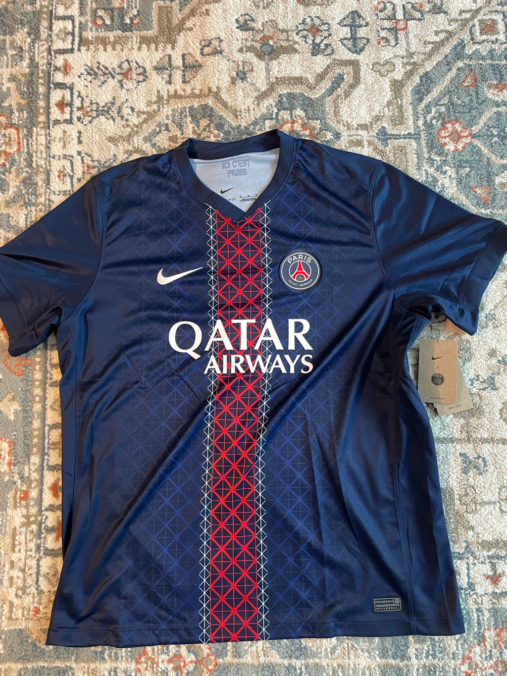 Nike Paris Saint-Germain 2025/26 Stadium Home Dri-Fit Soccer Replica Jersey Midnight Navy (Non Marking Ver.) 착용 스타일 - 1