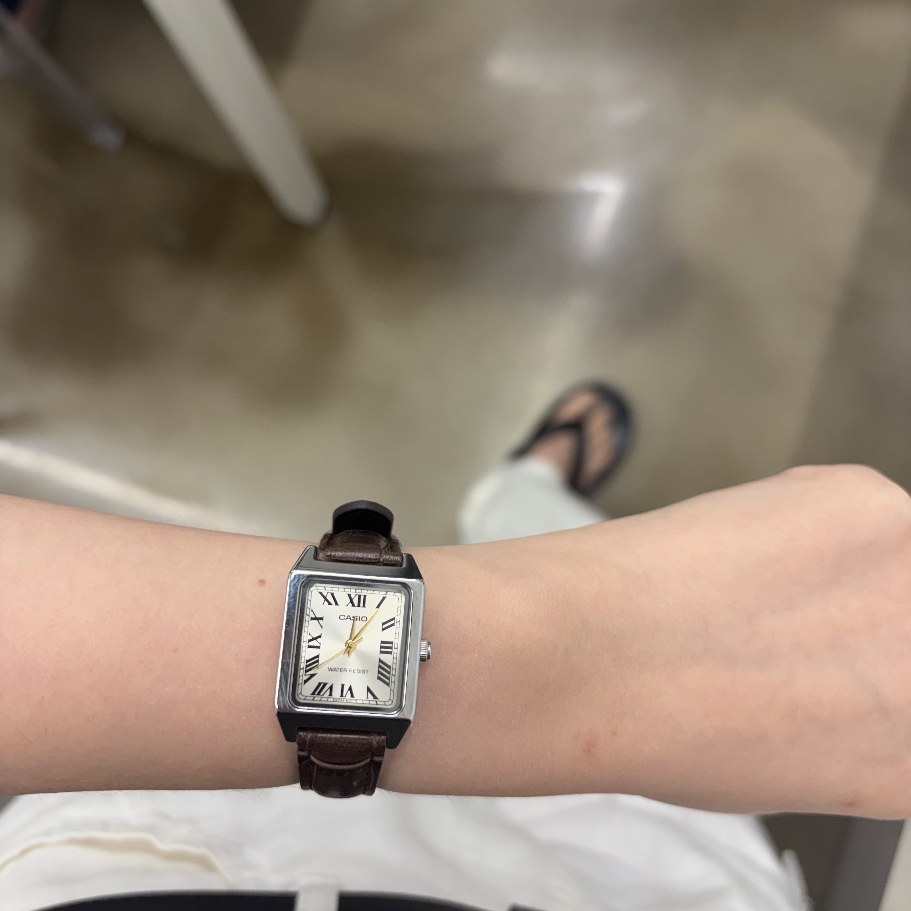 Casio LTP-V007L-9B 착용 스타일 - 1