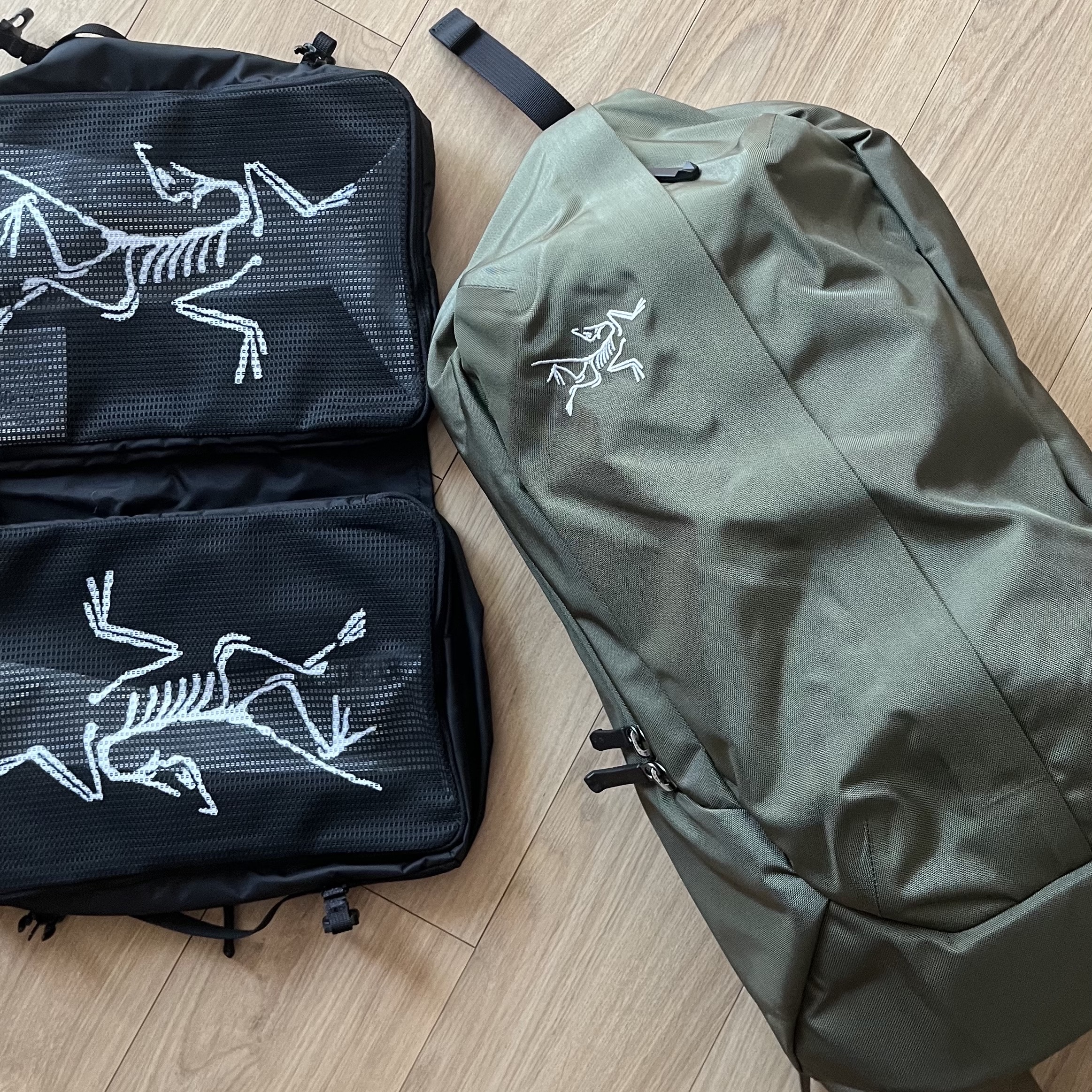 Arc'teryx Verro 20 Backpack Tatsu, Arc'teryx Index Gear Organizer Medium Black 착용 스타일