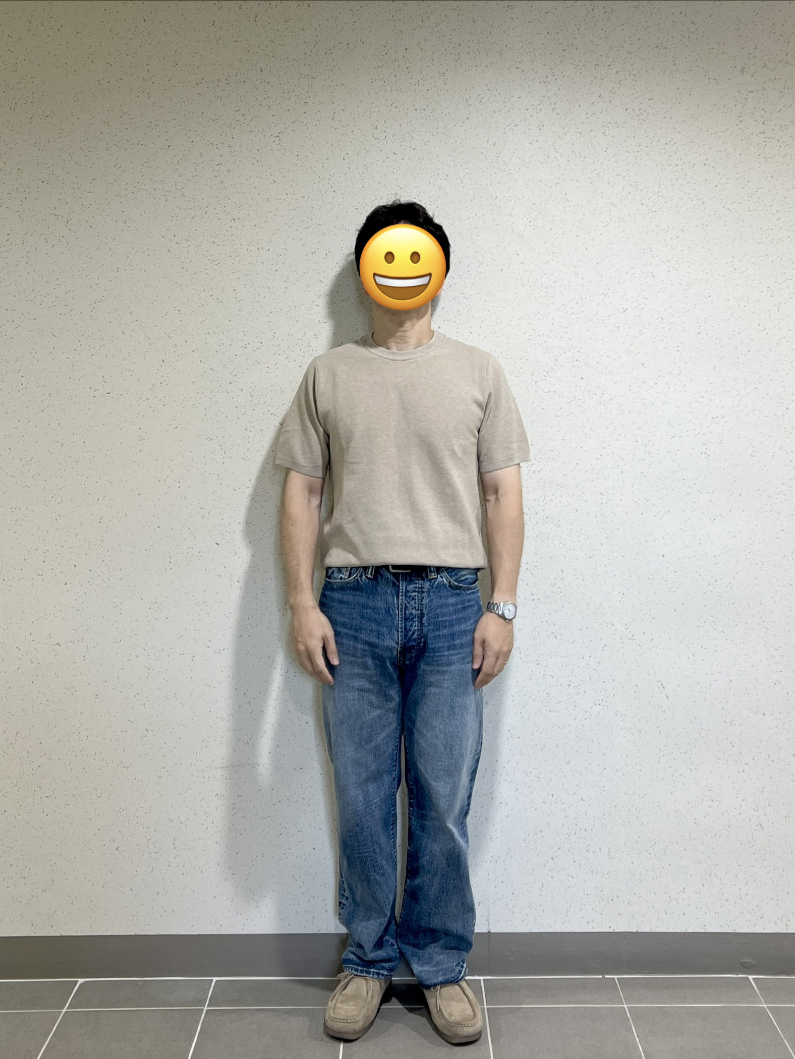 Uniqlo Washable Milano Ribbed Knitted T-Shirt Beige - JP, Outstanding 40S Selvedge Straight Pants Light Blue 착용 스타일