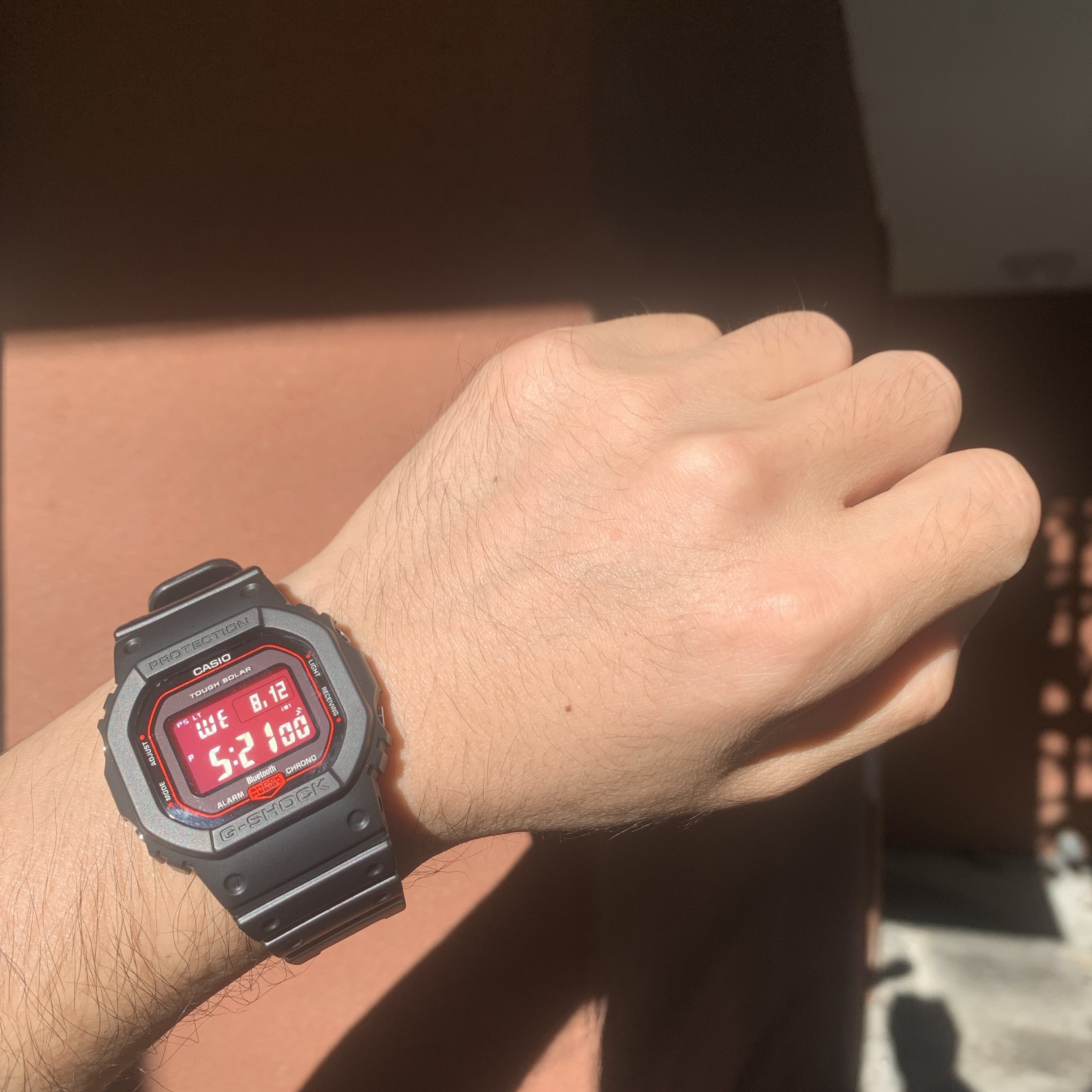 Casio G-Shock GW-B5600AR-1 착용 스타일 - 2