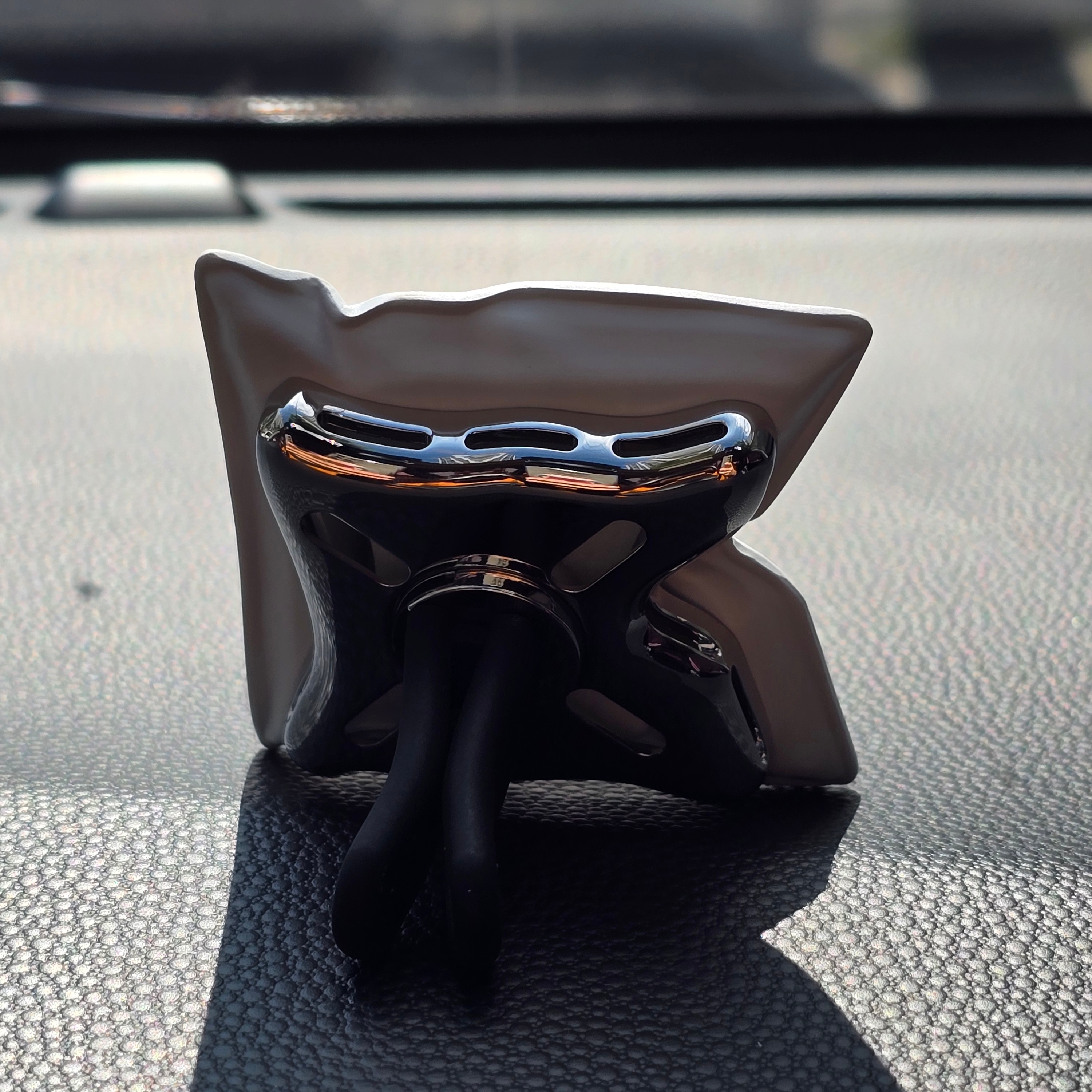 [사은품 이벤트] MAISON MARGIELA REPLICA LAZY SUNDAY MORNING CAR DIFFUSER 착용 스타일 - 3