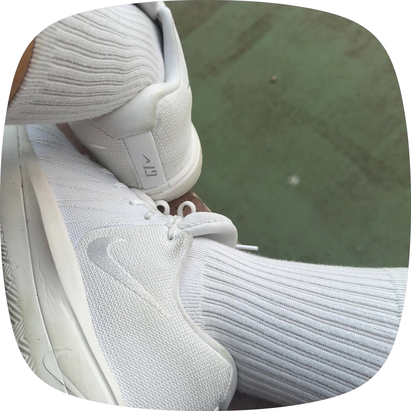Nike G.T. Cut Academy 2 EP White Wolf Grey 착용 스타일