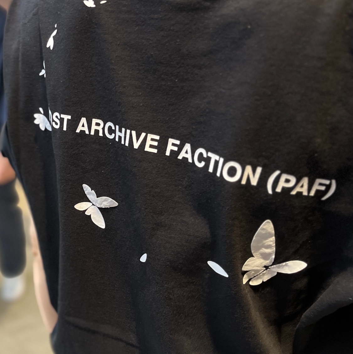 Post Archive Faction (Paf) Souvenir T-Shirt 2025 Spring Paris Edition Black 착용 스타일