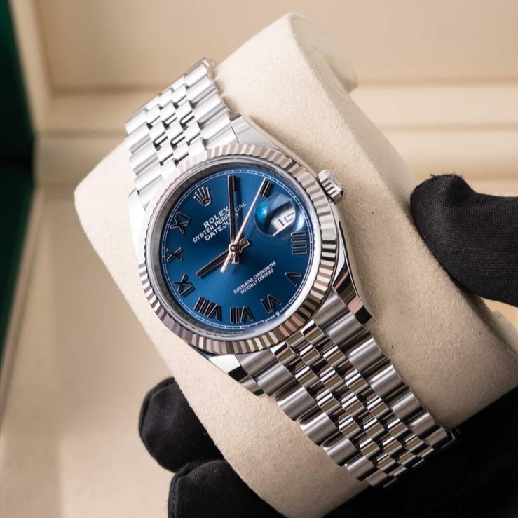 Rolex Datejust 36mm 126234 Bright Blue Diamond Set Jubilee 착용 스타일 - 1