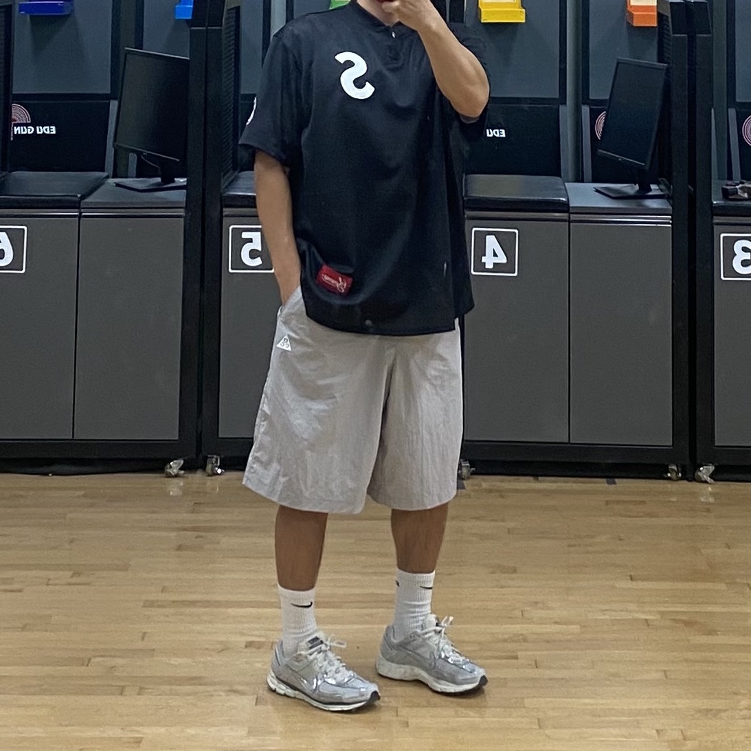Nike ACG Orb Weaver UV Repel Oversized Shorts College Grey Football Grey - Asia 착용 스타일