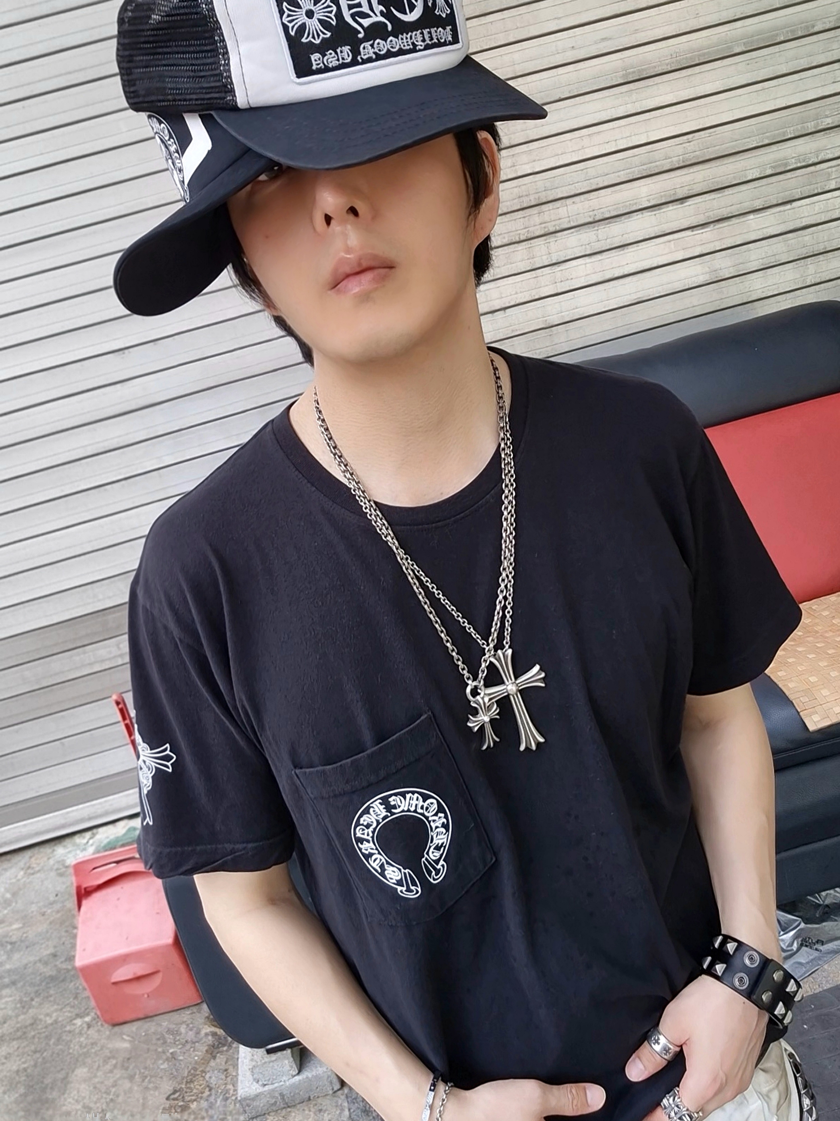 Rick Owens Hollywood Mega Bumper Geobasket in Full Grain Calf Leather Milk, Chrome Hearts CH Hollywood Trucker Hat Black White 착용 스타일 - 2