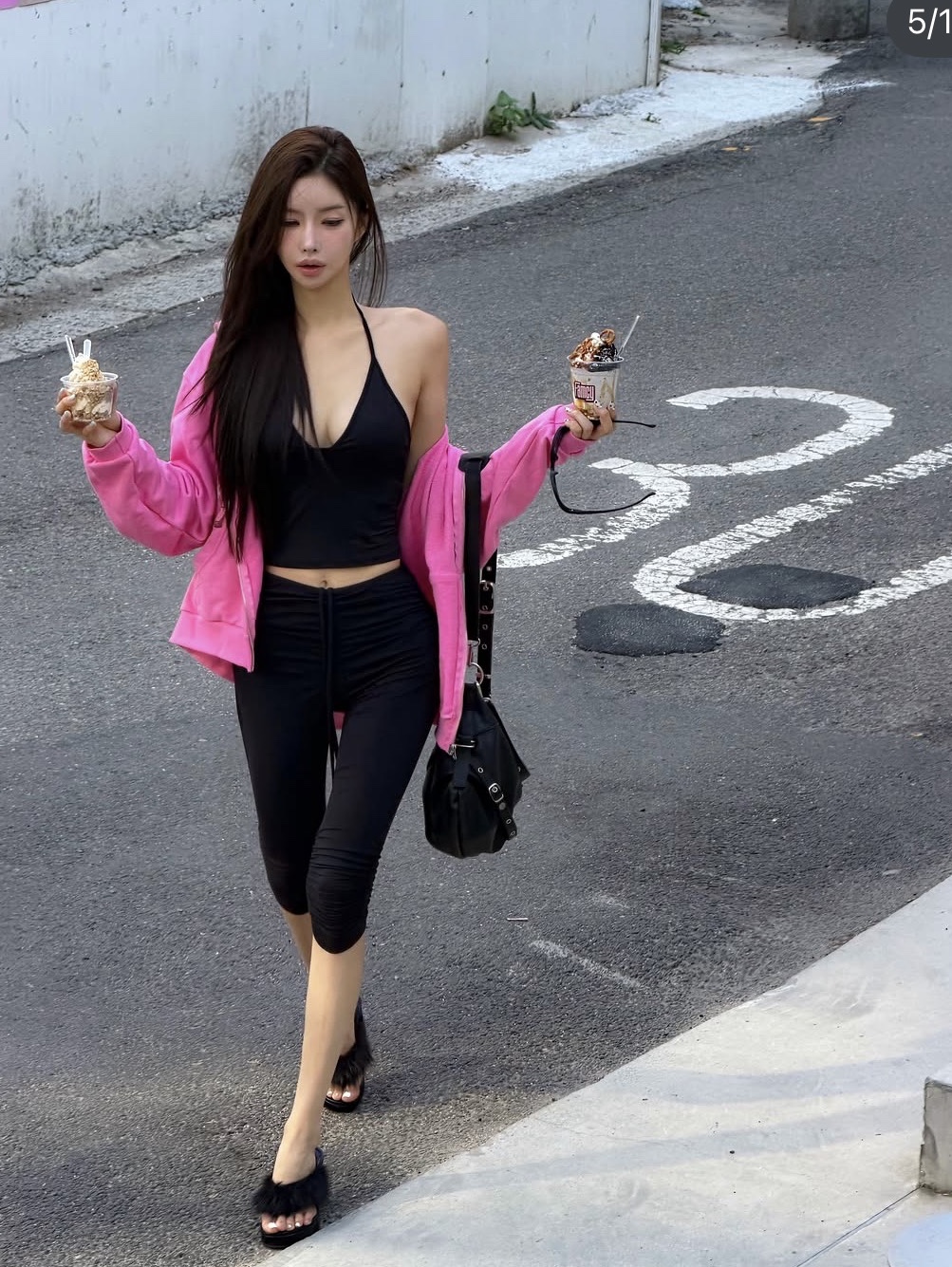 Gateless Girls Zip-up Hoodie-Pink, Gateless Girls Zip-up Hoodie-Pink-Charcoal 착용 스타일 - 5