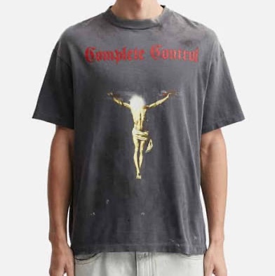 Saint Mxxxxxx x Kosuke Kawamura Complete Control S/S T-Shirt Black - 25SS 착용 스타일 - 1