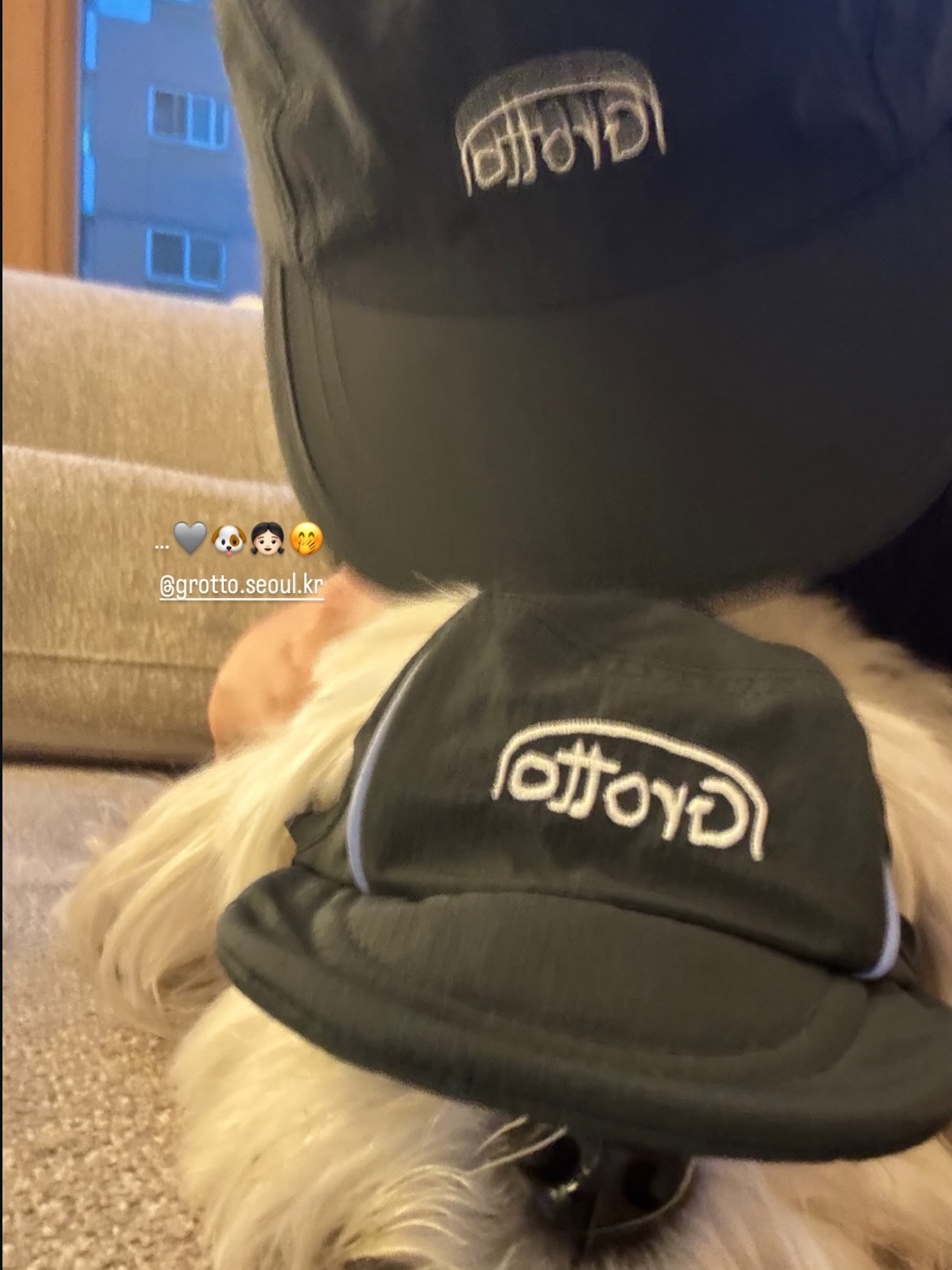Grotto Seoul Aero Cap Dark Ash - Walker Edition 착용 스타일