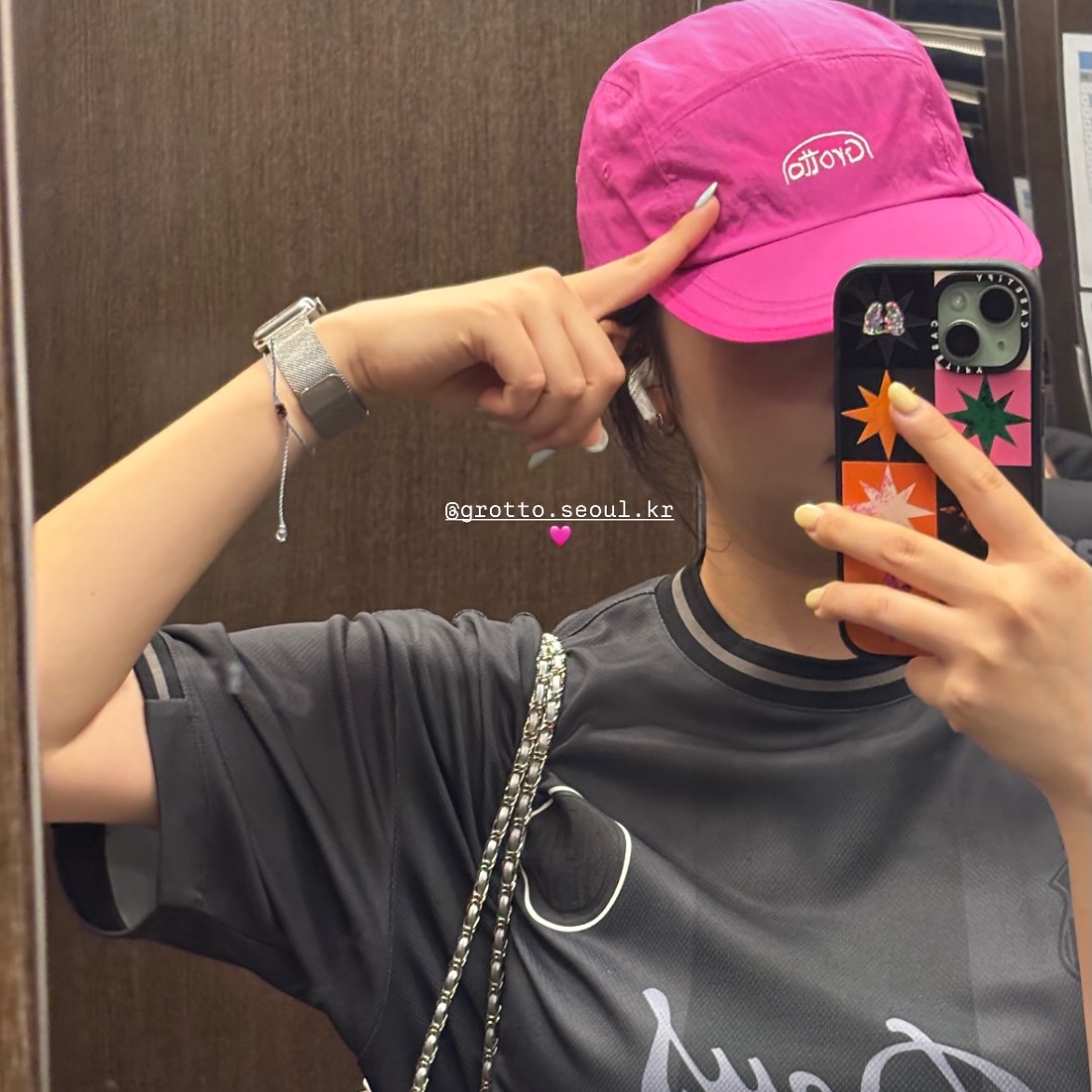 Grotto Seoul Aero Cap Zest Pink - Walker Edition 착용 스타일
