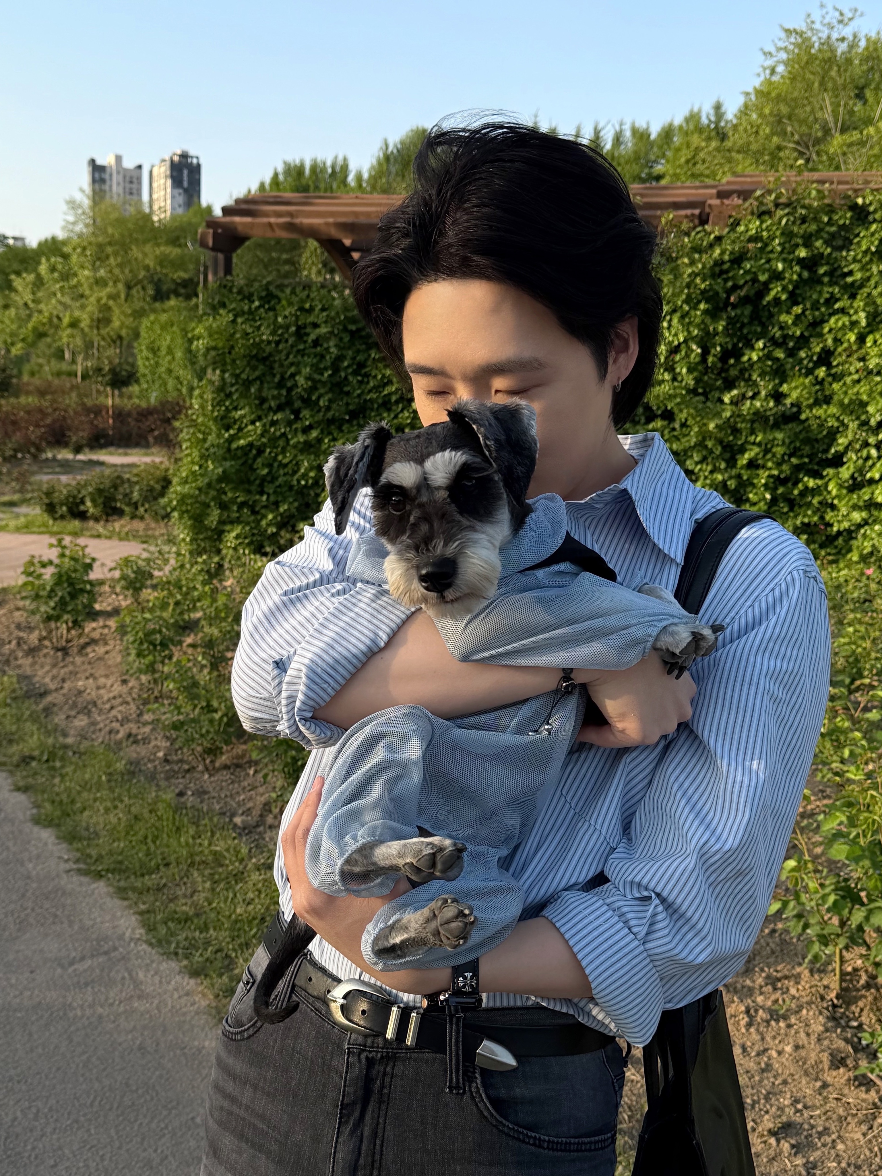 텔파 미디움 쇼핑백 블랙, 디젤 Dx1434 오벌 디 로고 마노 비즈 브레이슬릿 블랙 착용 스타일 - 6