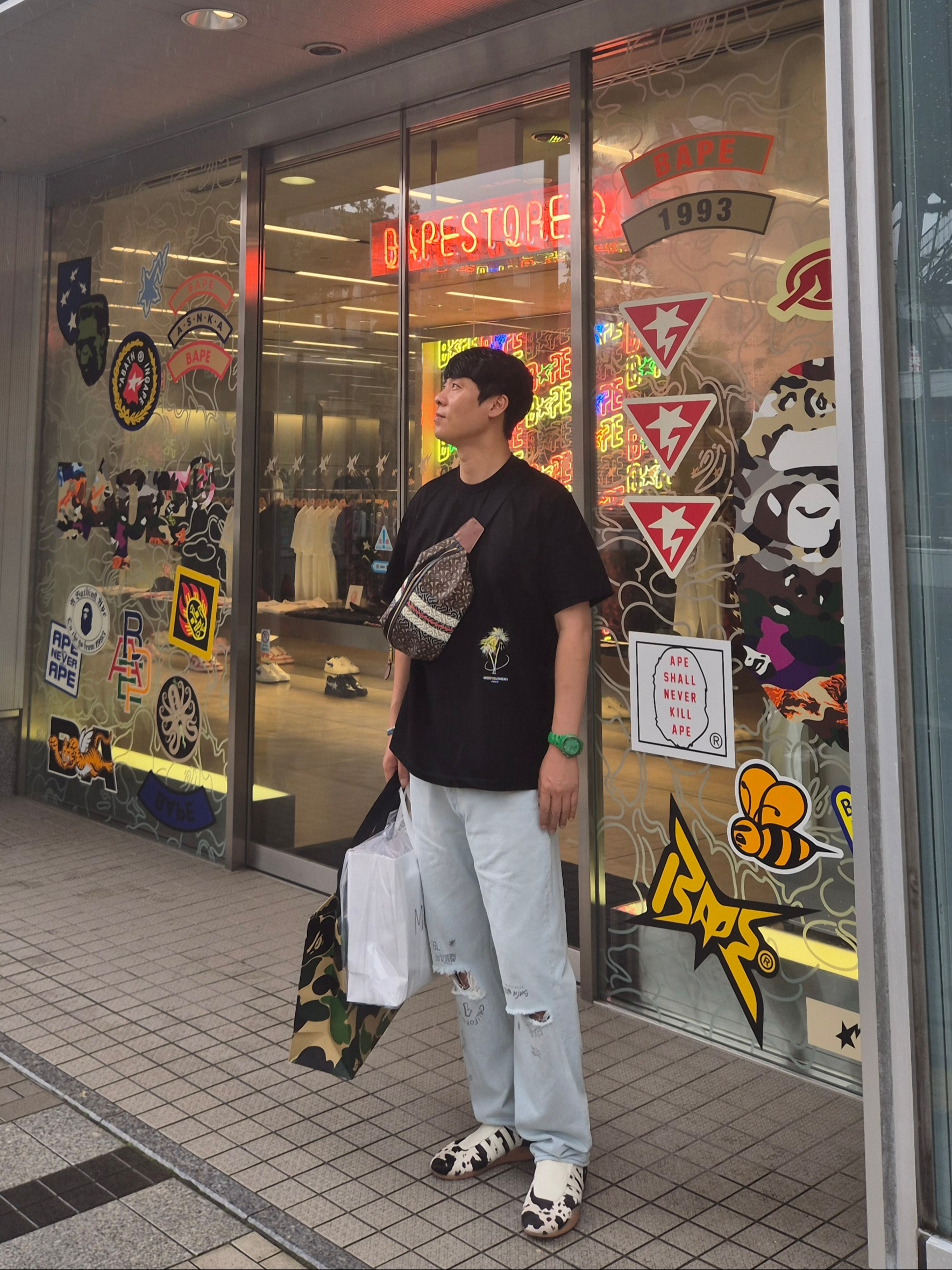 Wooyoungmi Palm Tree Graphic T-Shirt Black - 25SS, (W) Adidas Taekwondo Mei Off White Supplier Colour 착용 스타일 - 2