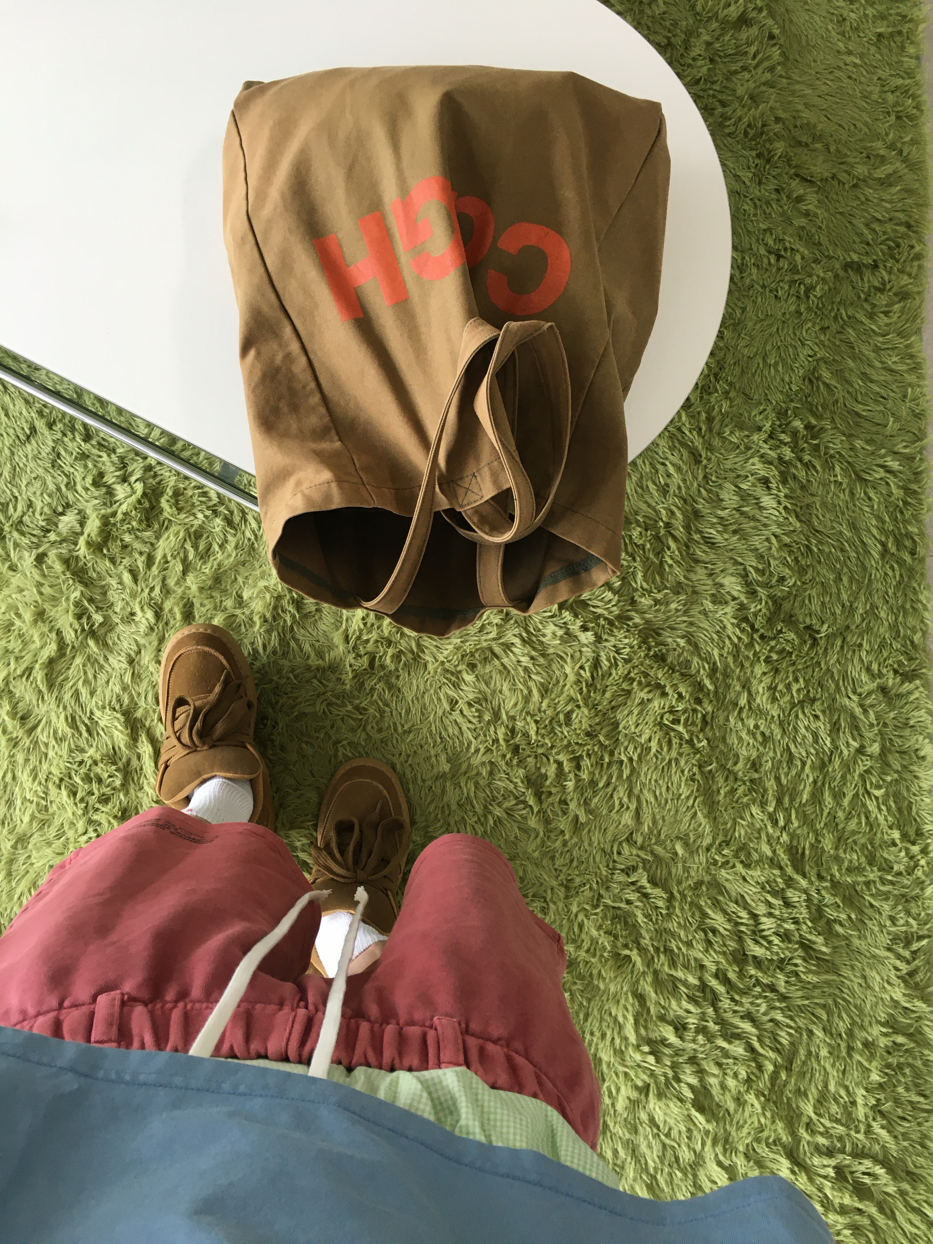 MJD x Koin Seoul Sagging Boxer Shorts Green, INSANE GARAGE Basic Graphic Sweat Shorts_Red 착용 스타일 - 7