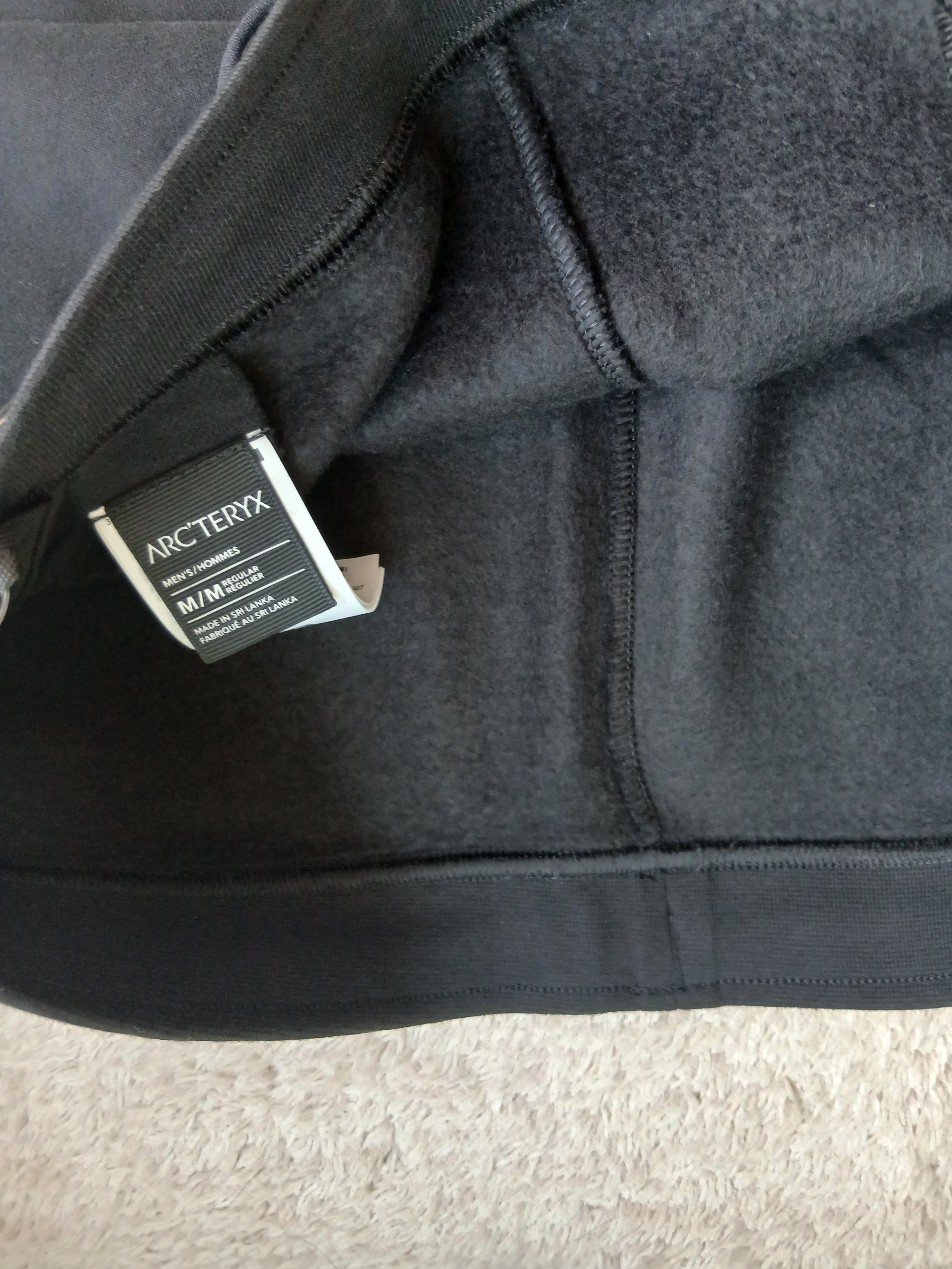 Arc'teryx Emblem Fleece Jogger Pants Black 착용 스타일 - 9