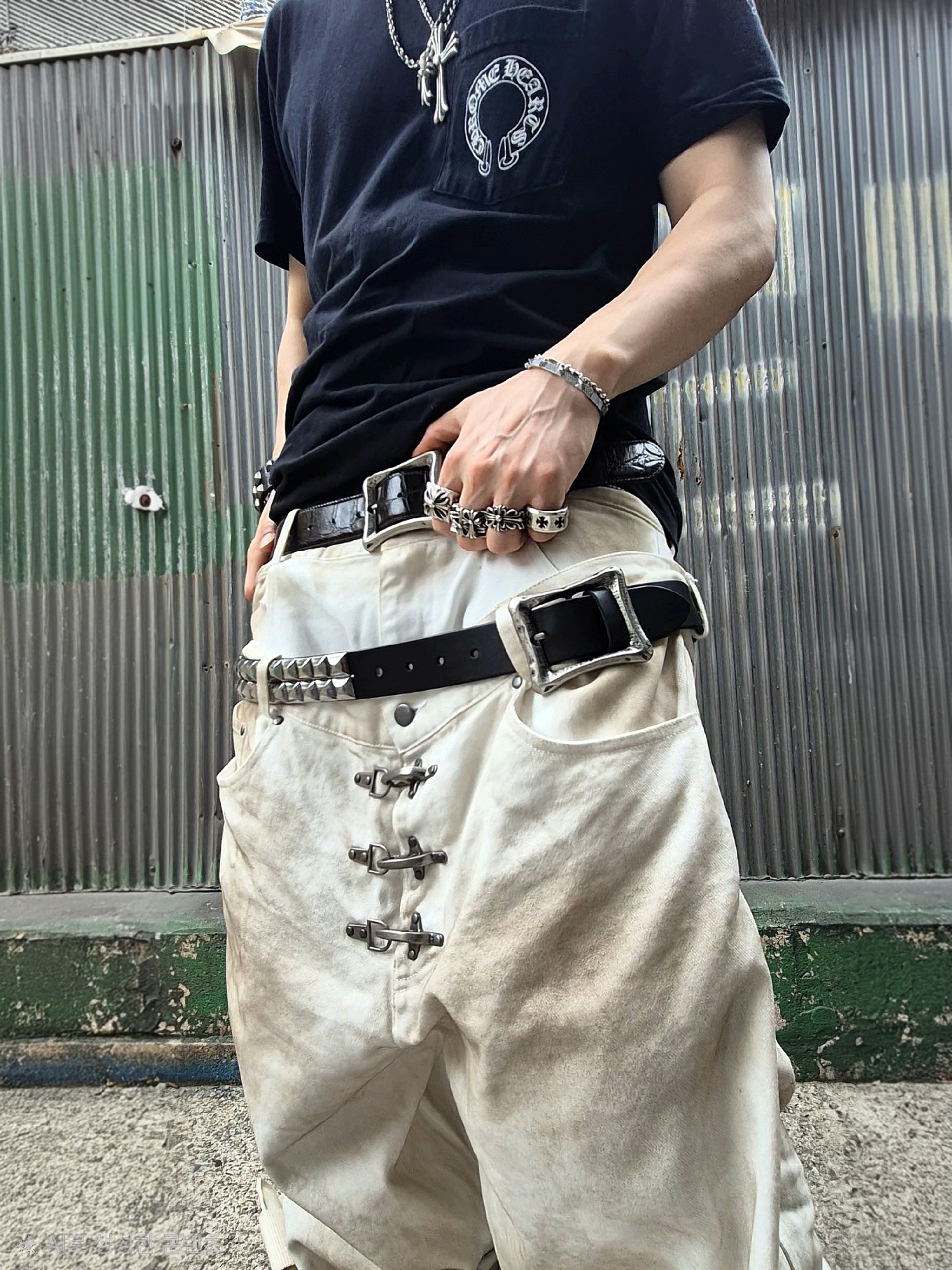 Chrome Hearts Double Floral Cross Ring Silver, emostanceclub Core Belt Croc Embossed BROWN 착용 스타일 - 1