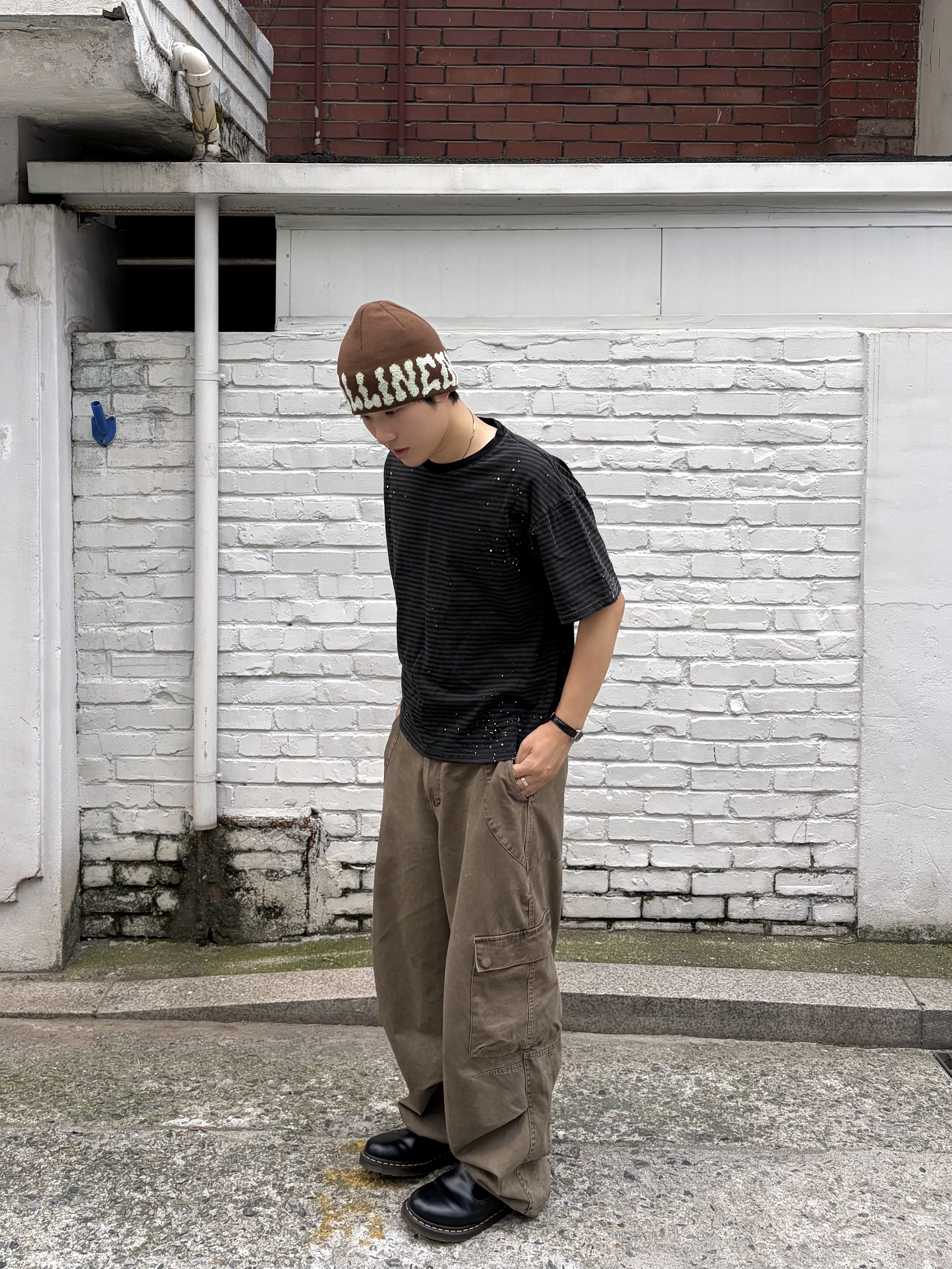 noun Washed Cargo Pants Khaki, Dr. Martens 1461 Smooth Black 착용 스타일 - 3
