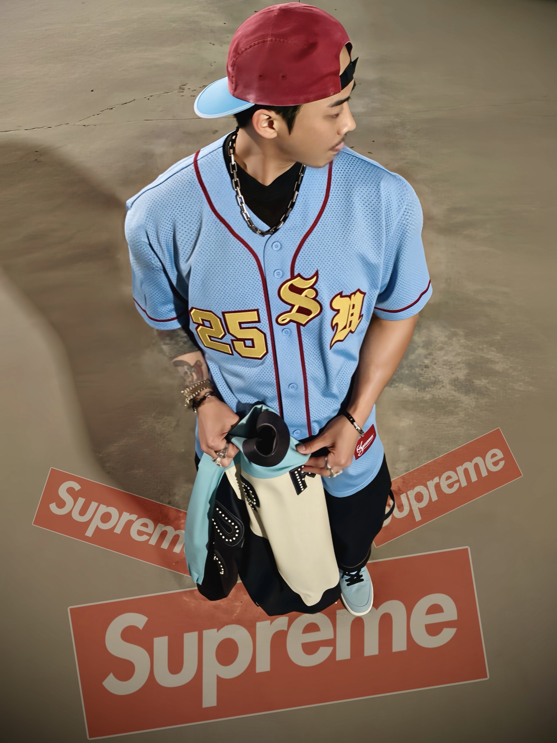 Supreme Pigment 2-Tone Camp Cap Red - 24SS, Supreme Old English Baseball Jersey Light Blue - 25SS 착용 스타일