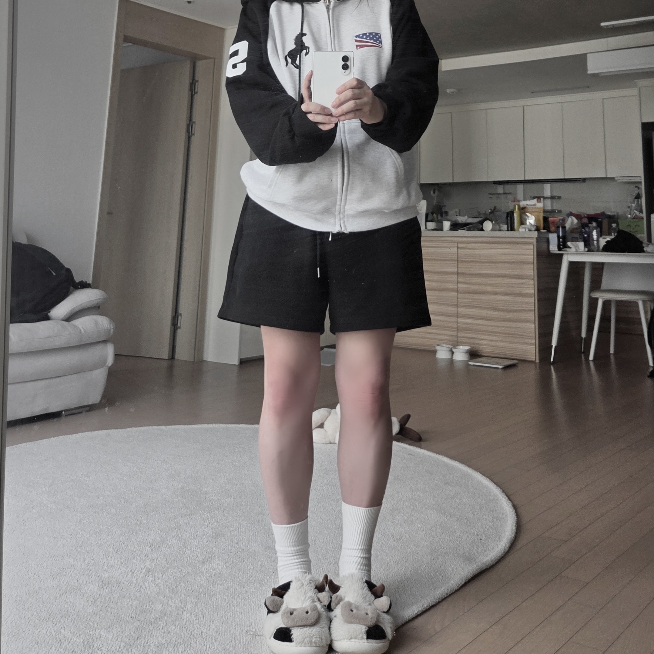 Samsung Galaxy Z Fold8 512GB Cream (Korean Ver.), NICKEL DONKEY RAGLAN ZIP_UP 착용 스타일 - 3