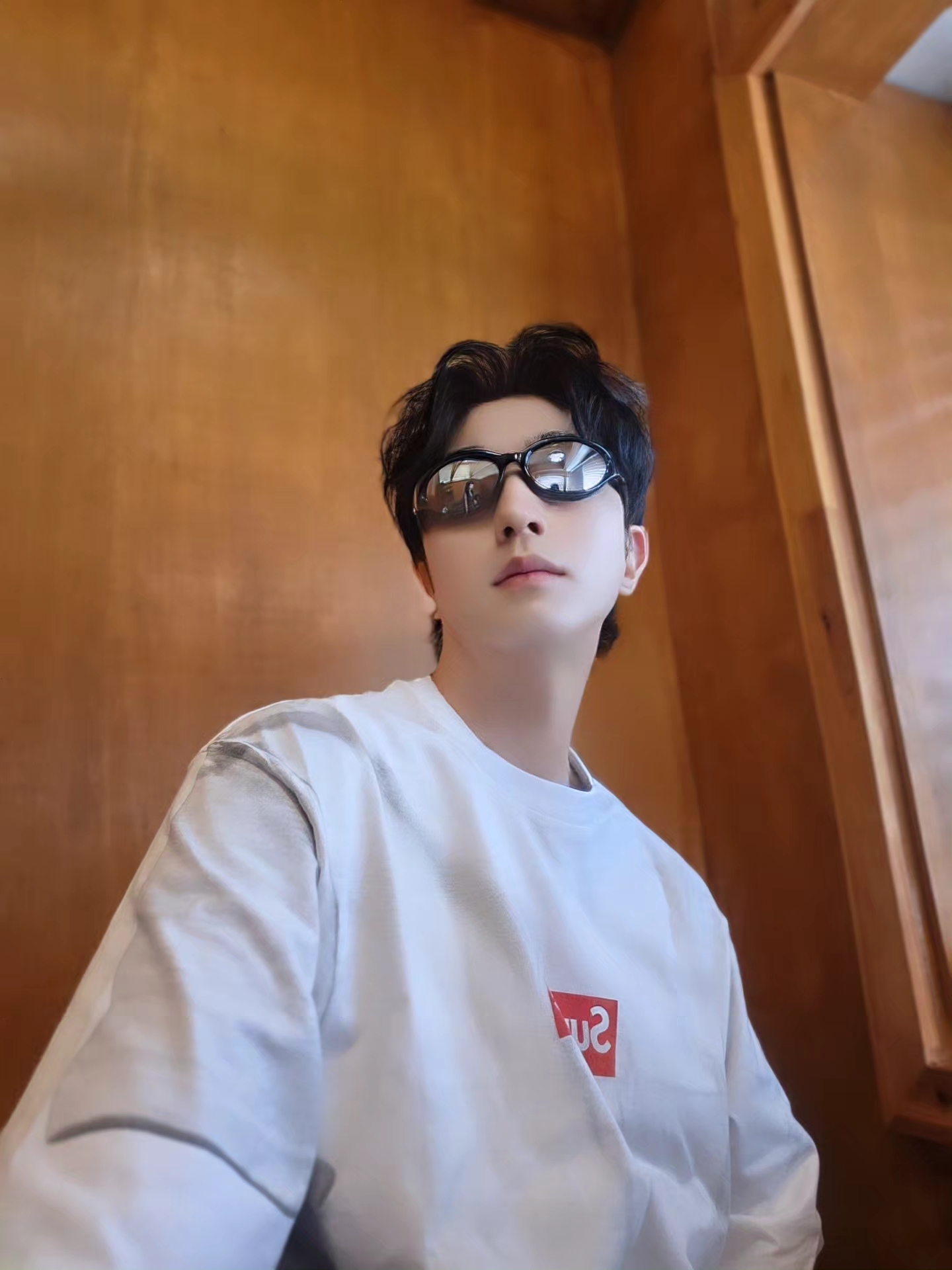 Supreme x MM6 Maison Margiela Box Logo T-Shirt White - 24SS, Adidas x Thug Club Adifom Iiinfinity Mule Core Black 착용 스타일 - 5