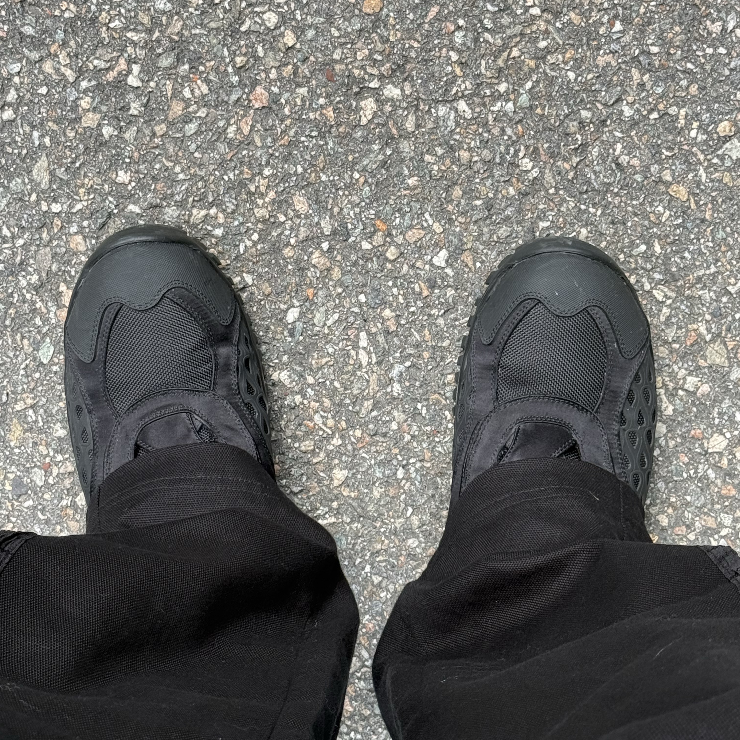 Kiko Kostadinov Harkman Shoes Oil Black 착용 스타일 - 1