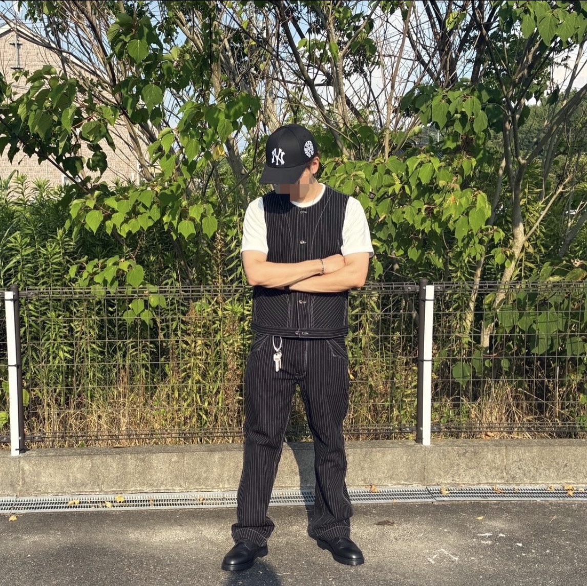 Dr. Martens x Supreme Postal Supreme 4-Eye Shoe Black - 26SS 착용 스타일 - 1