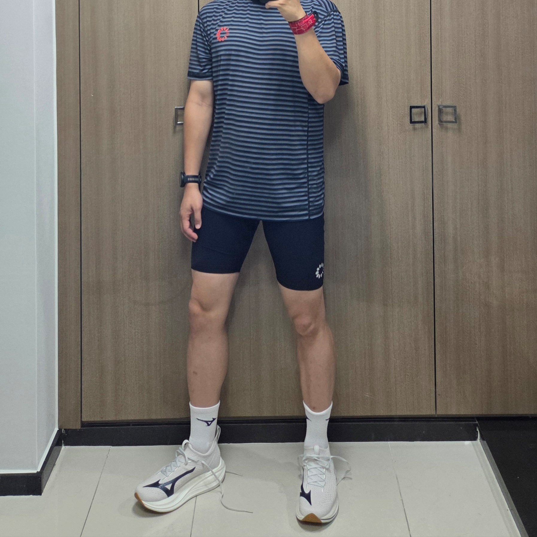 Mizuno Neo Vista 2 Nimbus Cloud Tangelo 착용 스타일