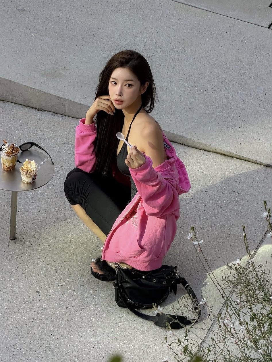 Gateless Girls Zip-up Hoodie-Pink, Gateless Girls Zip-up Hoodie-Pink-Charcoal 착용 스타일 - 9