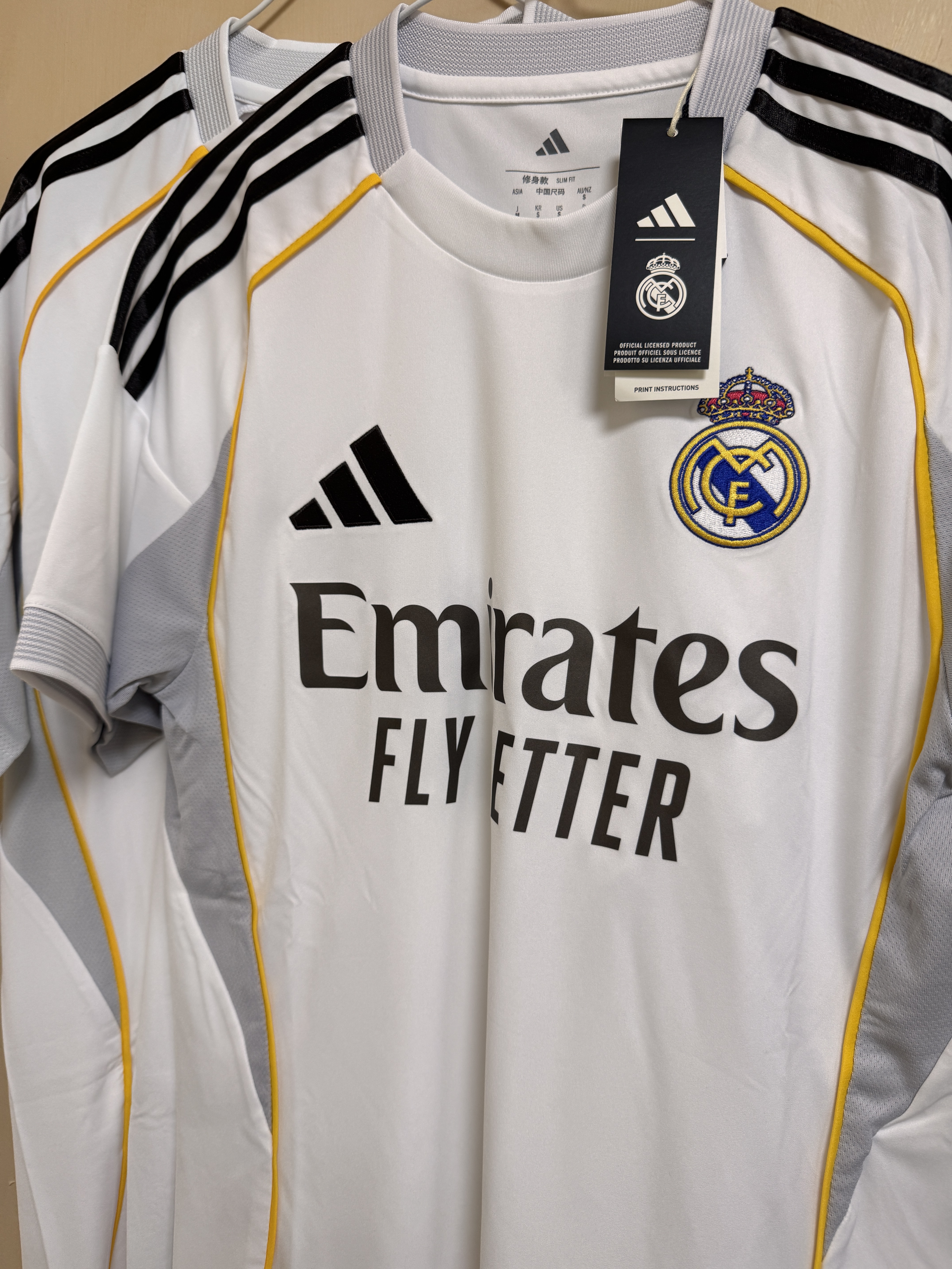 Adidas Real Madrid 2025/26 Home Jersey White - KR Sizing (Non Marking Ver.) 착용 스타일