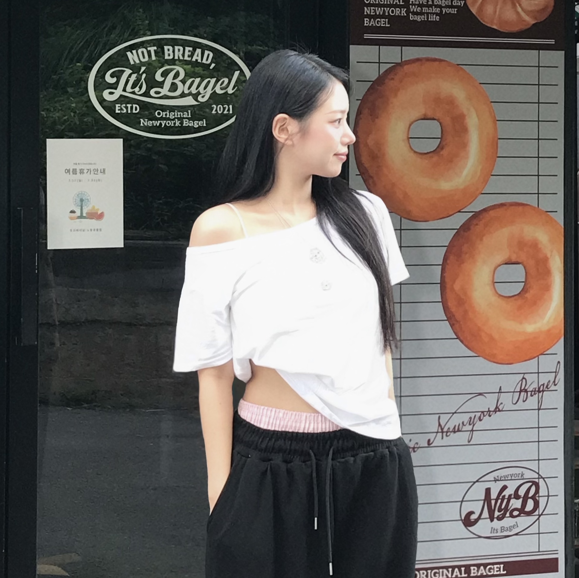 SLEEKGLOW Love Emoji Check Layered Sweatpants Black 착용 스타일 - 2