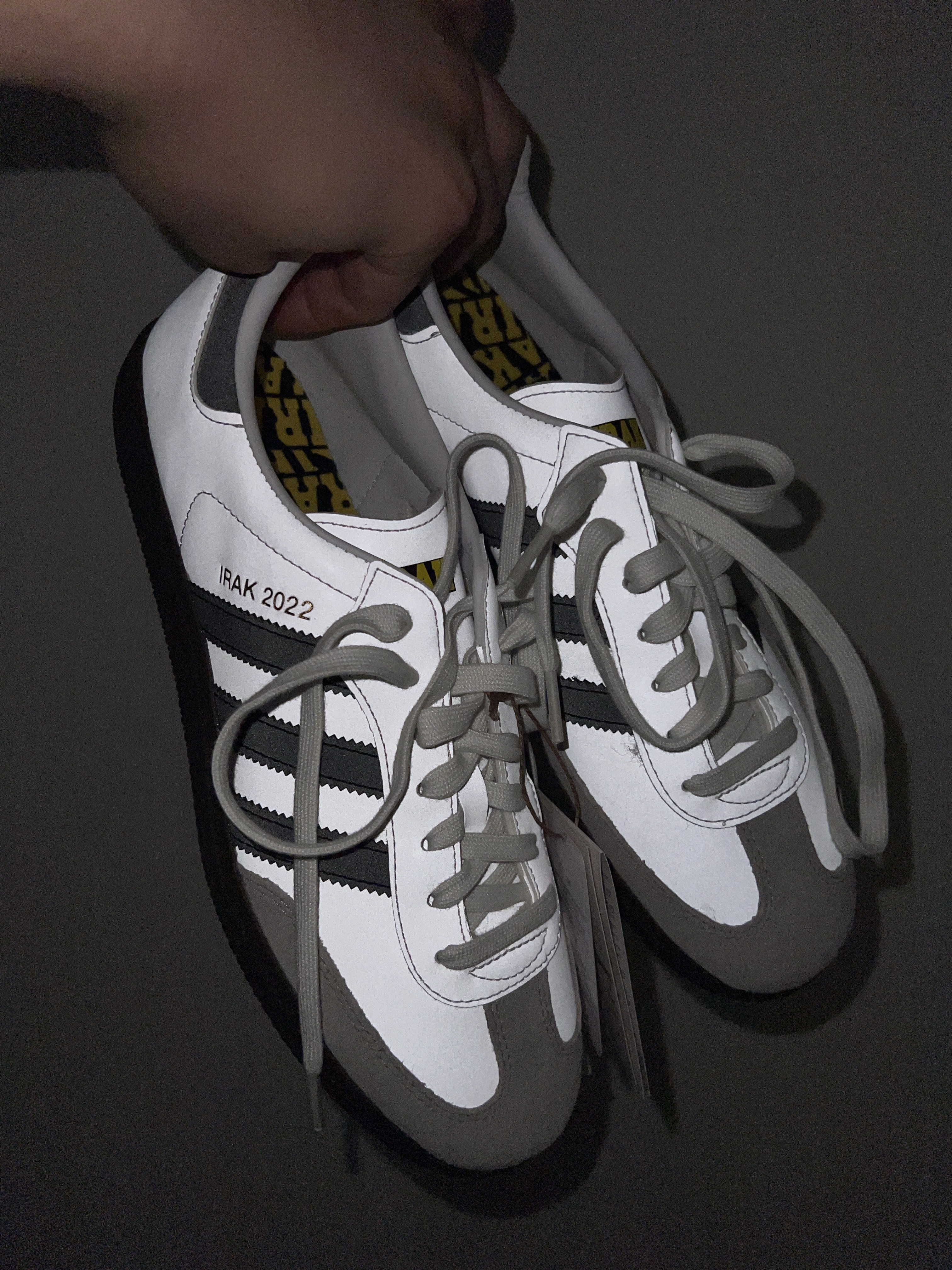 Adidas x Irak Samba Cloud White 착용 스타일