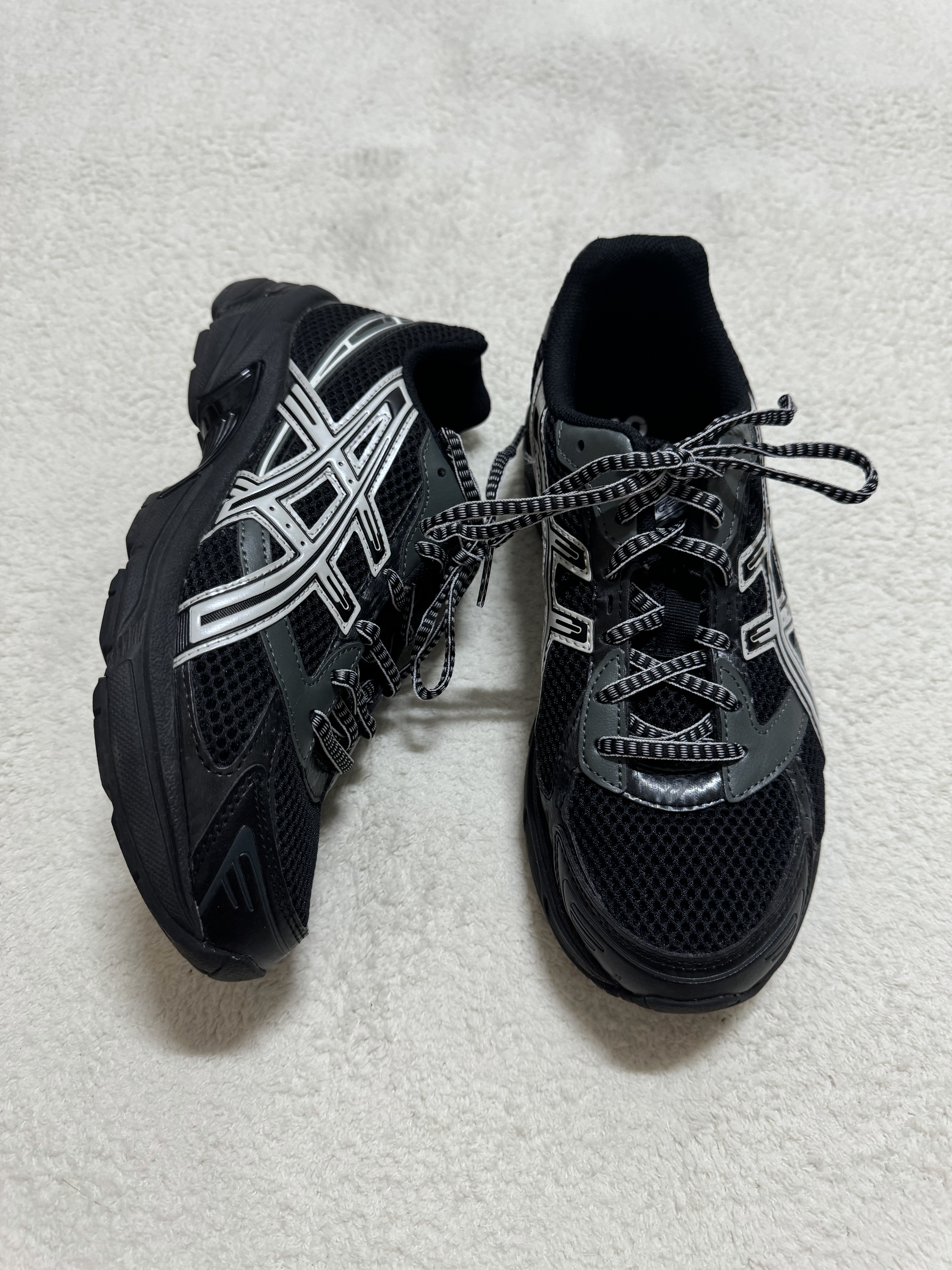 Asics Gel-1130 Black Glacier Grey - Folder Exclusive 착용 스타일