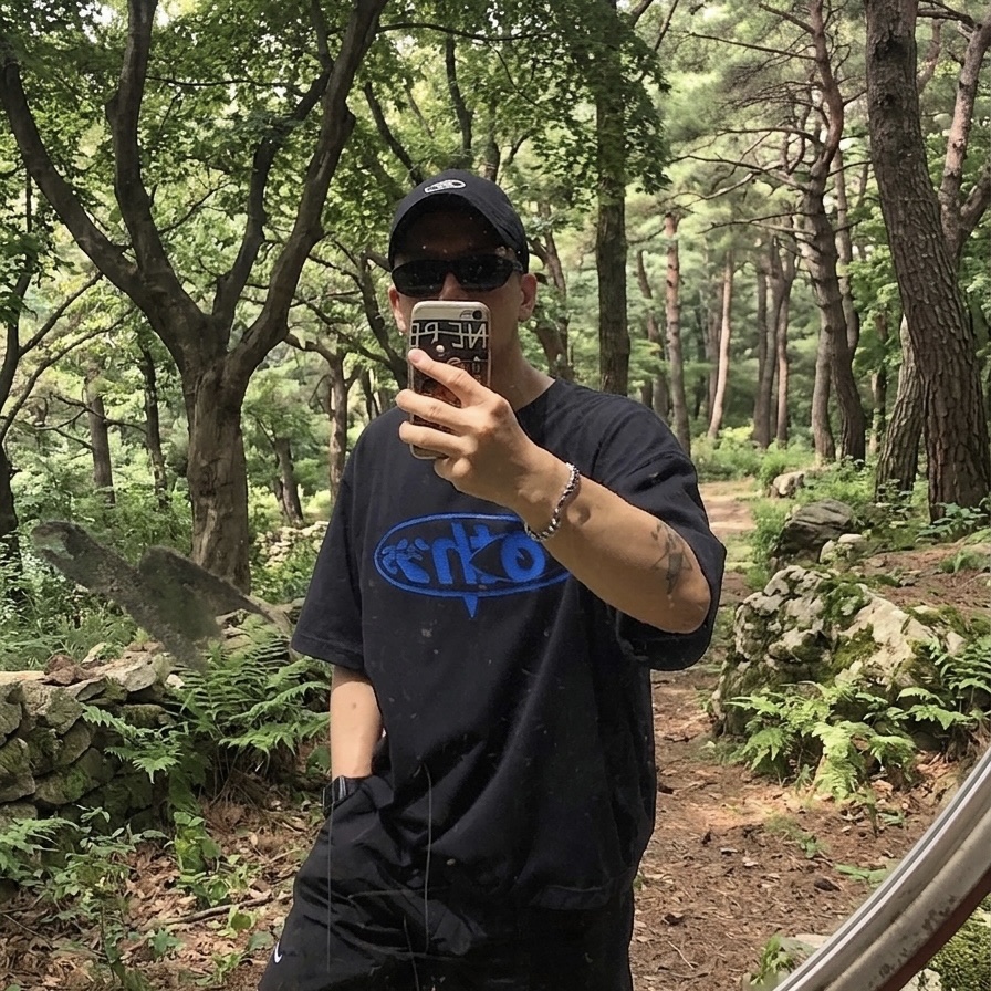 Nike x Off-White NRG T-Shirt Black - Asia, Nike Solo Swoosh Woven Shorts Black - Asia 착용 스타일