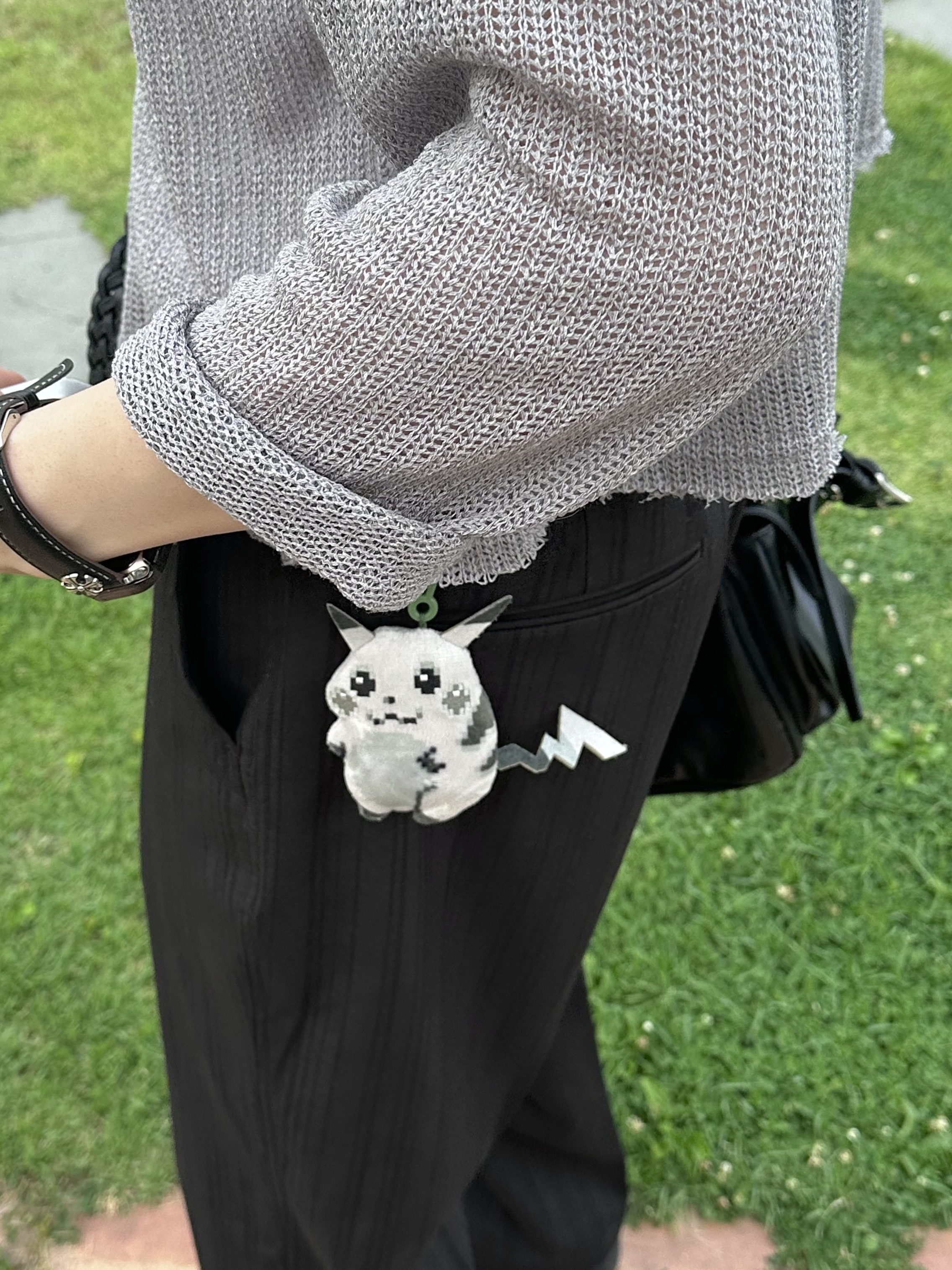 Pokemon Center Mascot Beginning Pikachu Keyring, Matin Kim Rivet Point Quad Shoulder Bag Black 착용 스타일 - 6