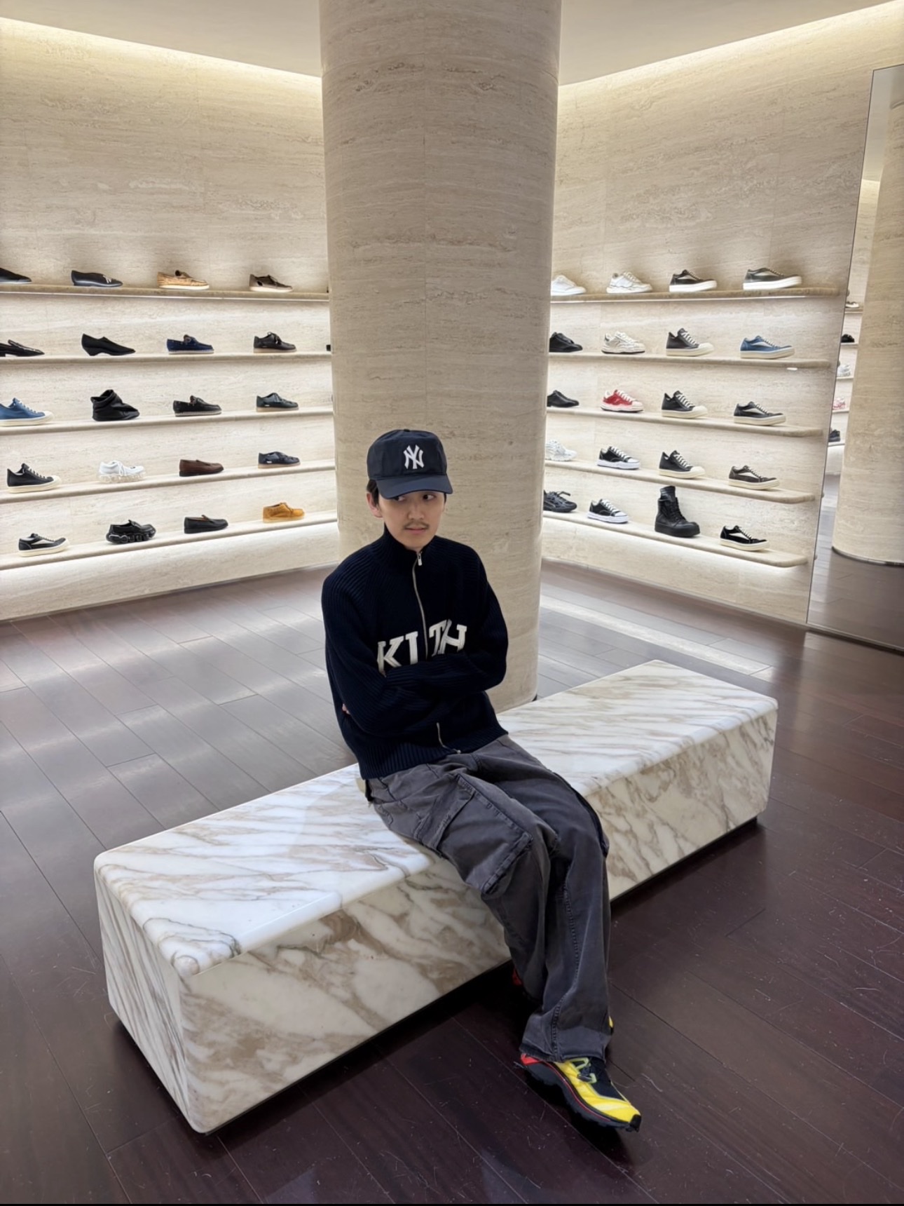 Salomon x Kith XT-EVO Black Lemon 착용 스타일 - 3